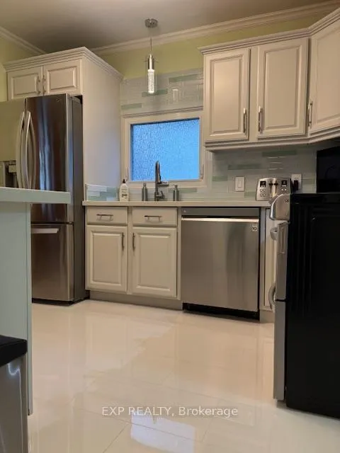 Photo 11 of Unit 1, 140 Ottawa Street S, Hamilton, Delta — HOMEH