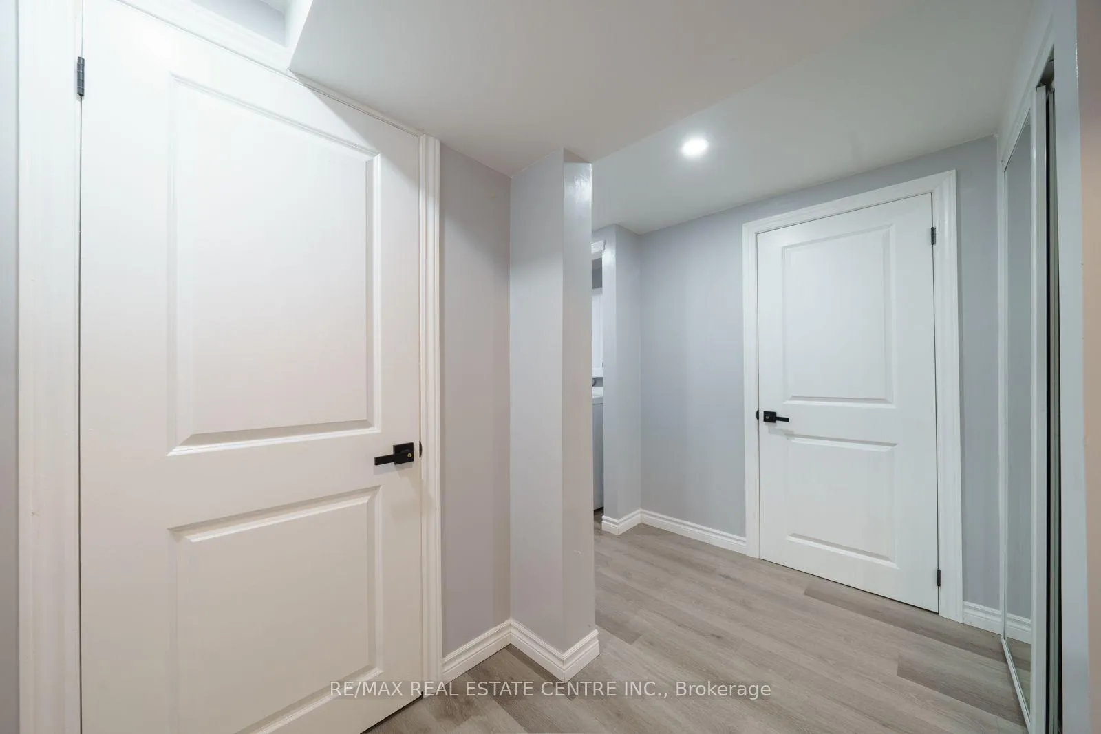 Photo 10 of Unit Lower Unit, 39 Bonaparte Way, Hamilton, Barnstown — HOMEH