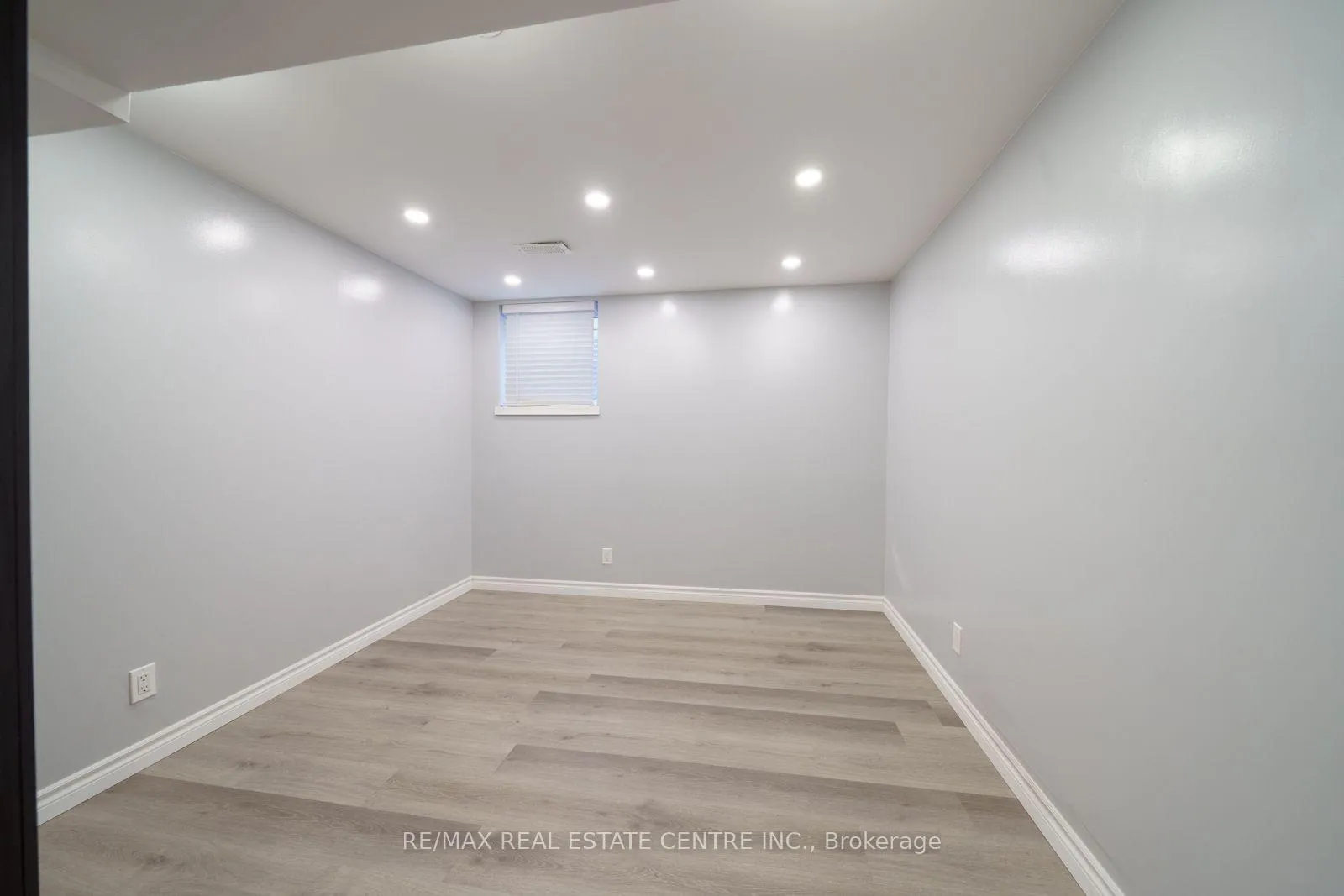 Photo 12 of Unit Lower Unit, 39 Bonaparte Way, Hamilton, Barnstown — HOMEH