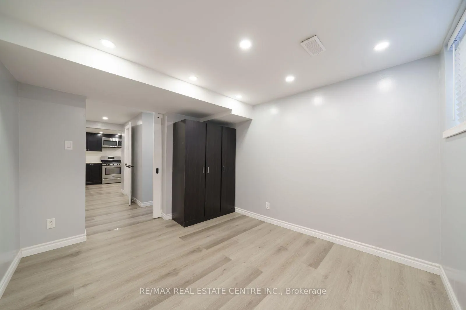Photo 16 of Unit Lower Unit, 39 Bonaparte Way, Hamilton, Barnstown — HOMEH