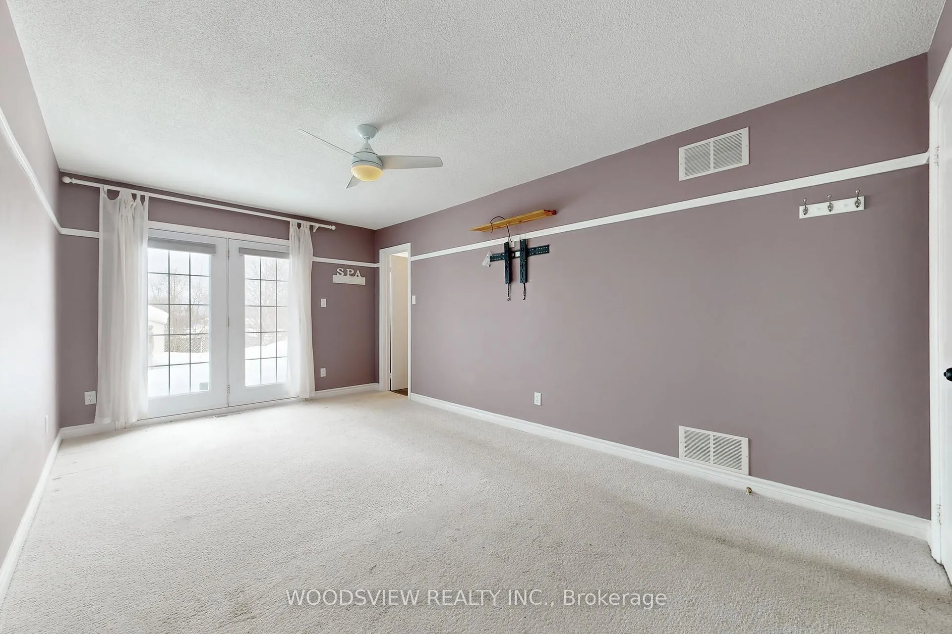 Photo 17 of 2 Charles Court, Barrie, Allandale Heights — HOMEH