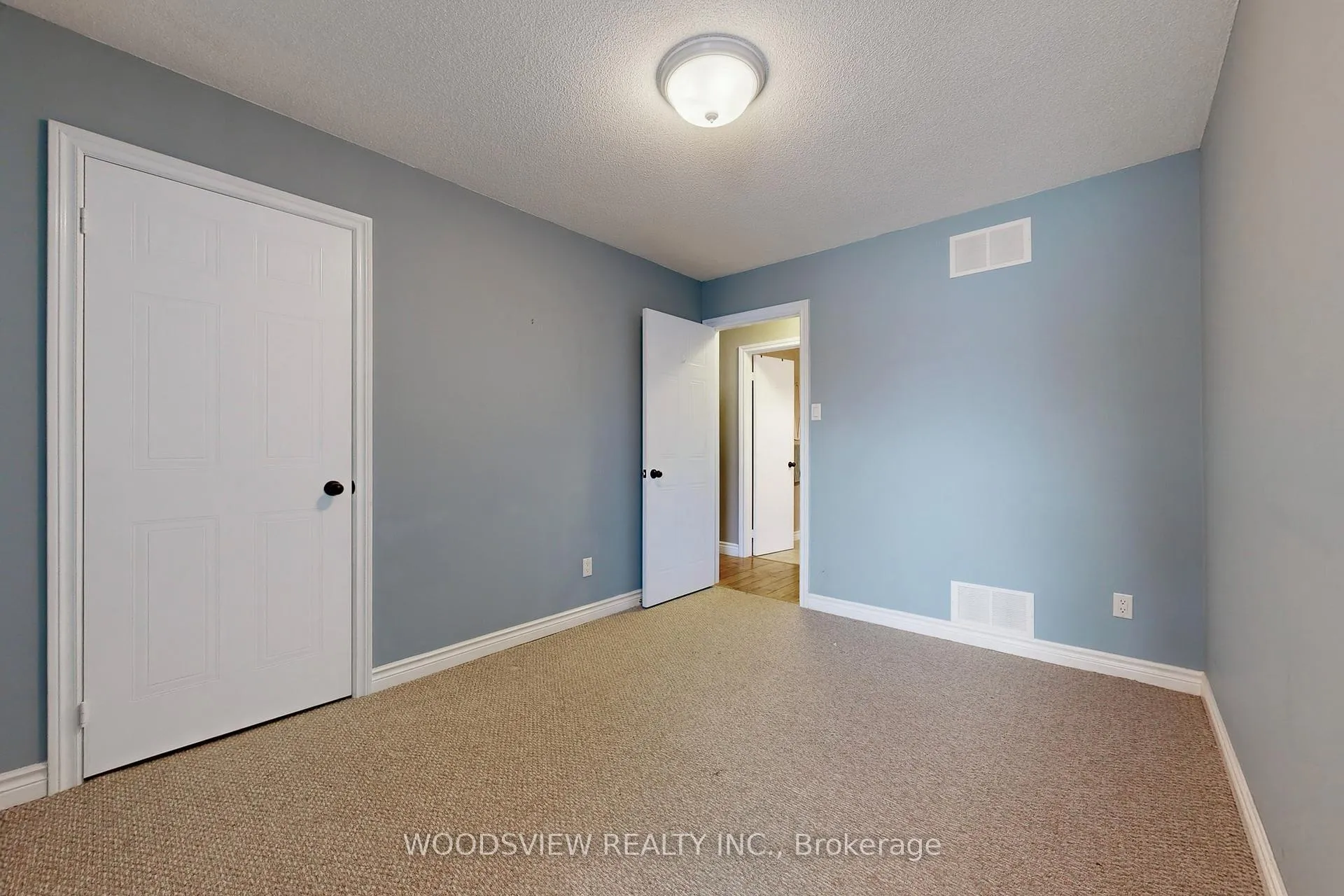 Photo 23 of 2 Charles Court, Barrie, Allandale Heights — HOMEH