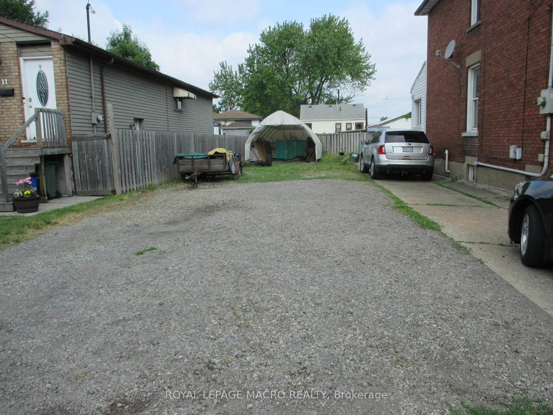 Photo 1 of 15 Bayfield Avenue, Hamilton, Crown Point — HOMEH
