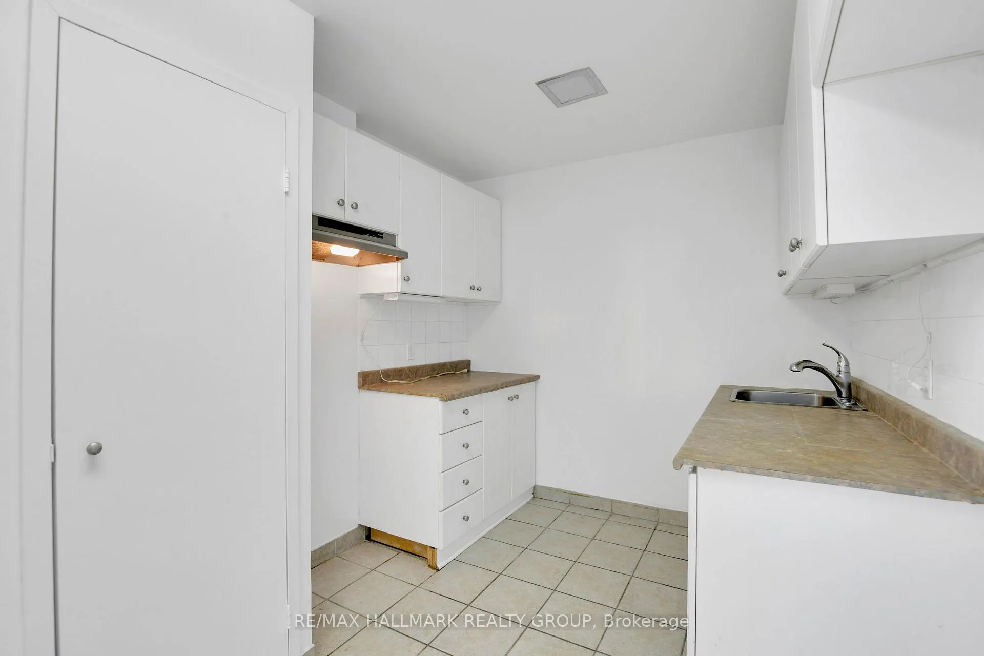 Photo 22 of Unit 9A, 400 Laurier Avenue E, Ottawa, Sandy Hill — HOMEH