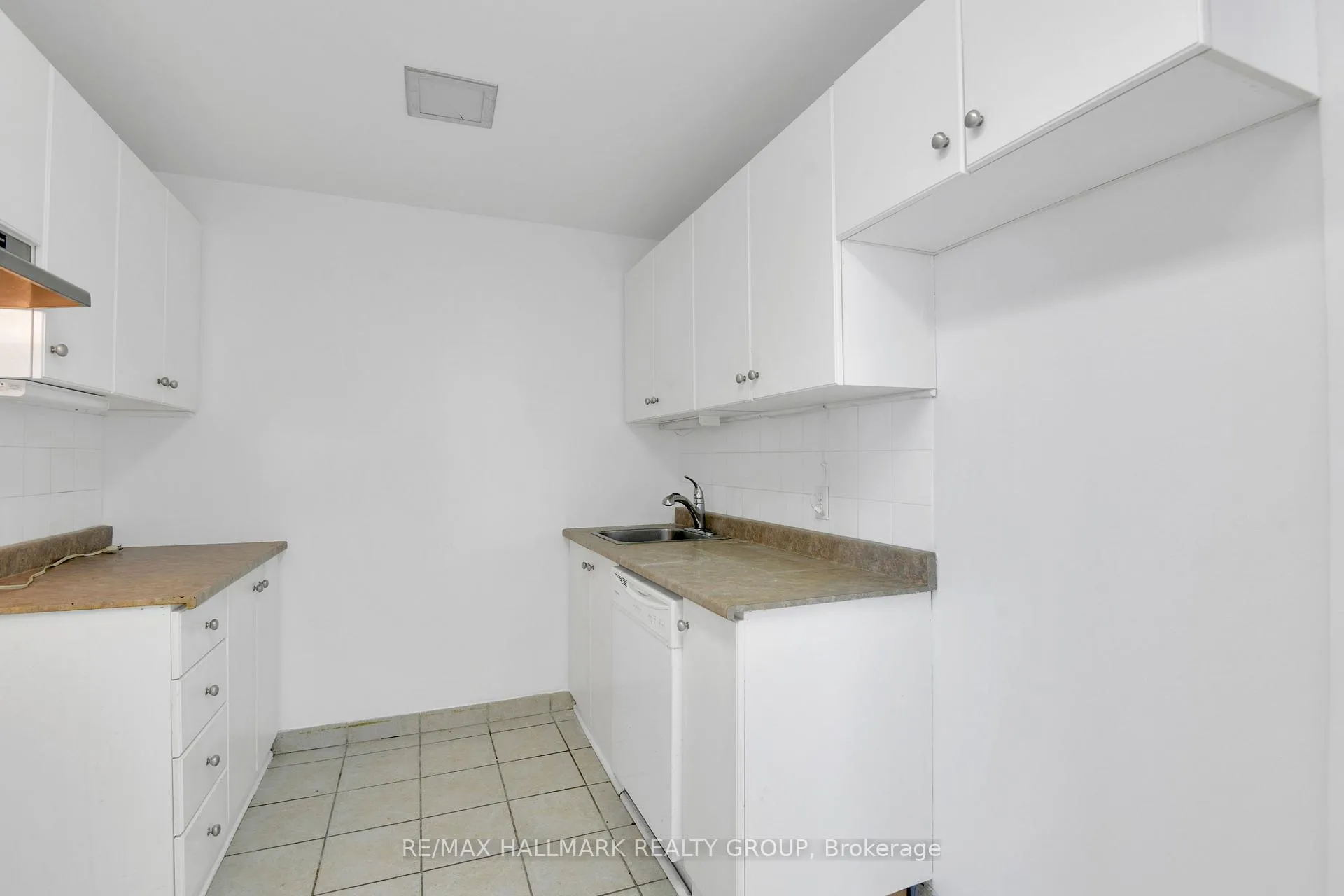 Photo 23 of Unit 9A, 400 Laurier Avenue E, Ottawa, Sandy Hill — HOMEH
