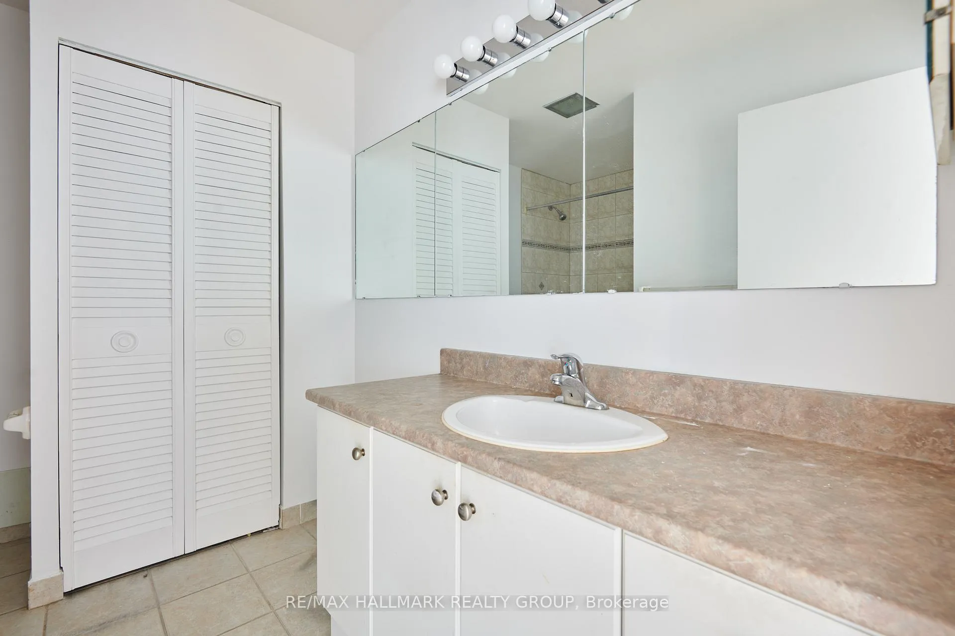 Photo 34 of Unit 9A, 400 Laurier Avenue E, Ottawa, Sandy Hill — HOMEH