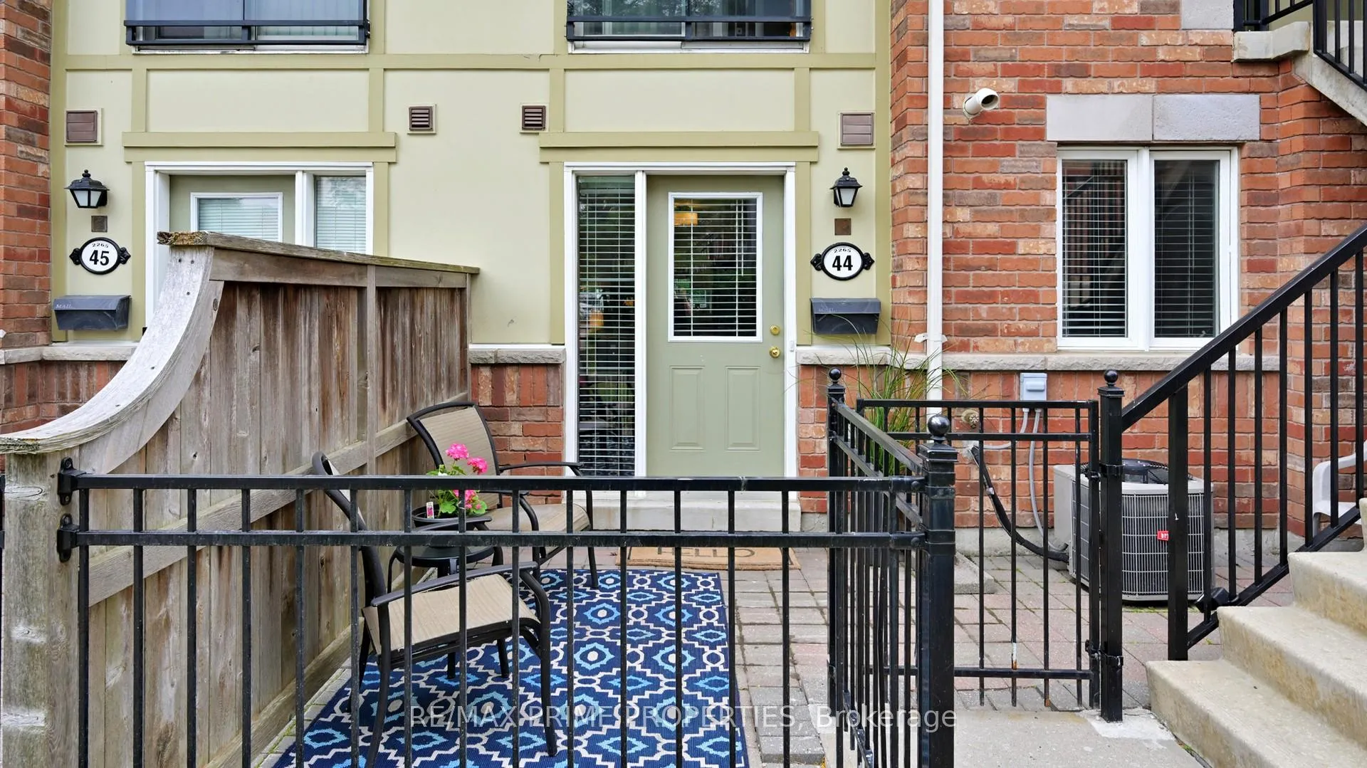 Photo 2 of Unit 44, 2265 Bur Oak Avenue, Markham, Greensborough — HOMEH