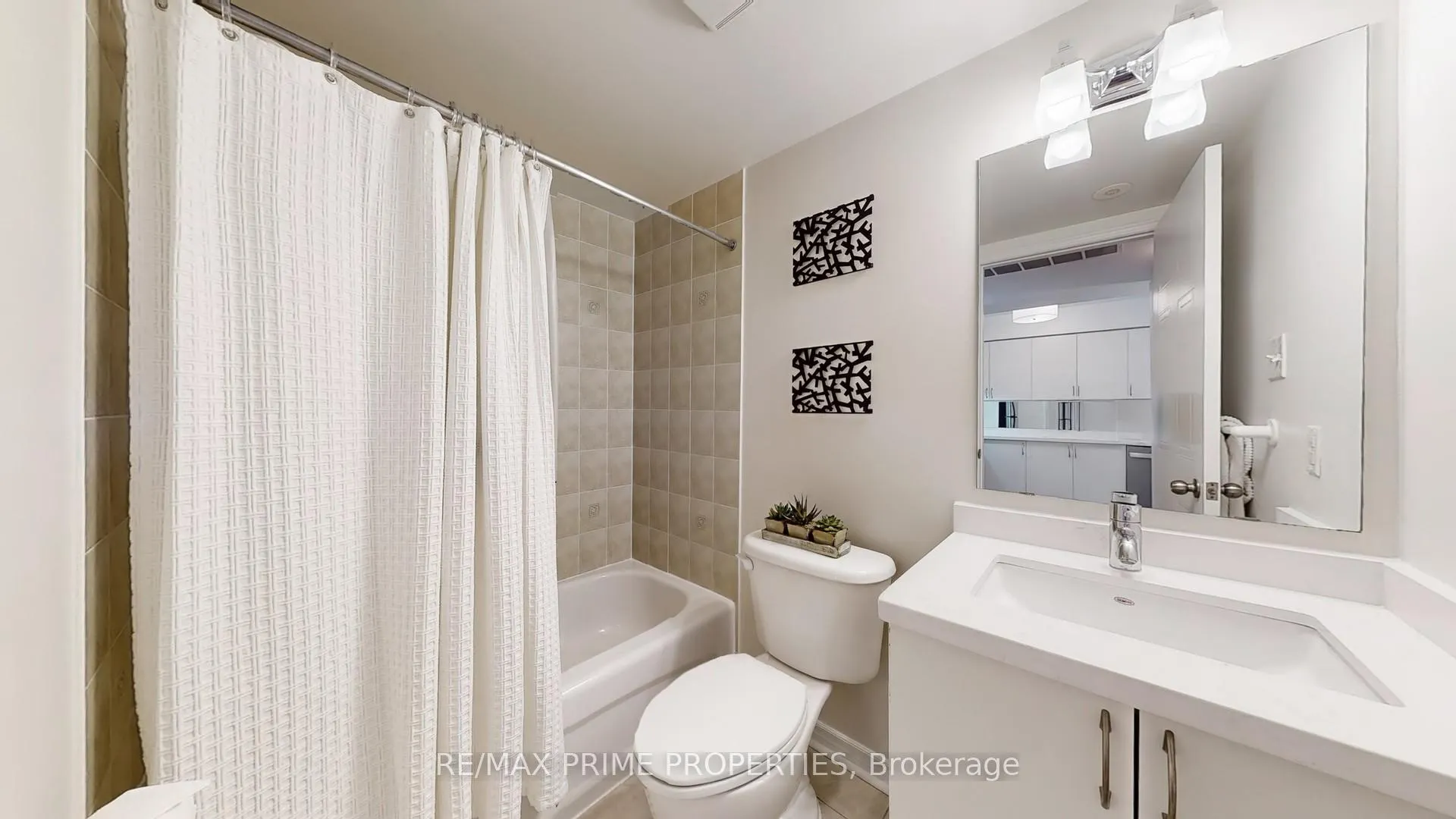 Photo 14 of Unit 44, 2265 Bur Oak Avenue, Markham, Greensborough — HOMEH