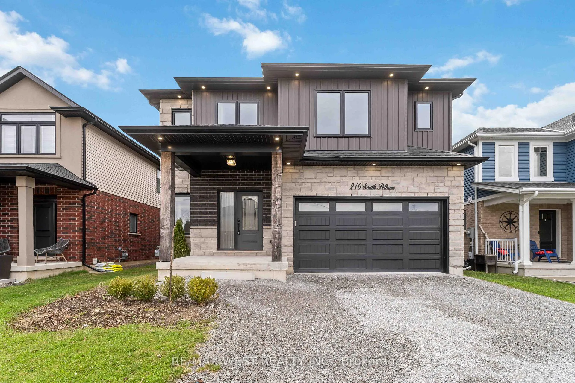 Photo 1 of 210 S Pelham Road, Welland, Coyle Creek — HOMEH