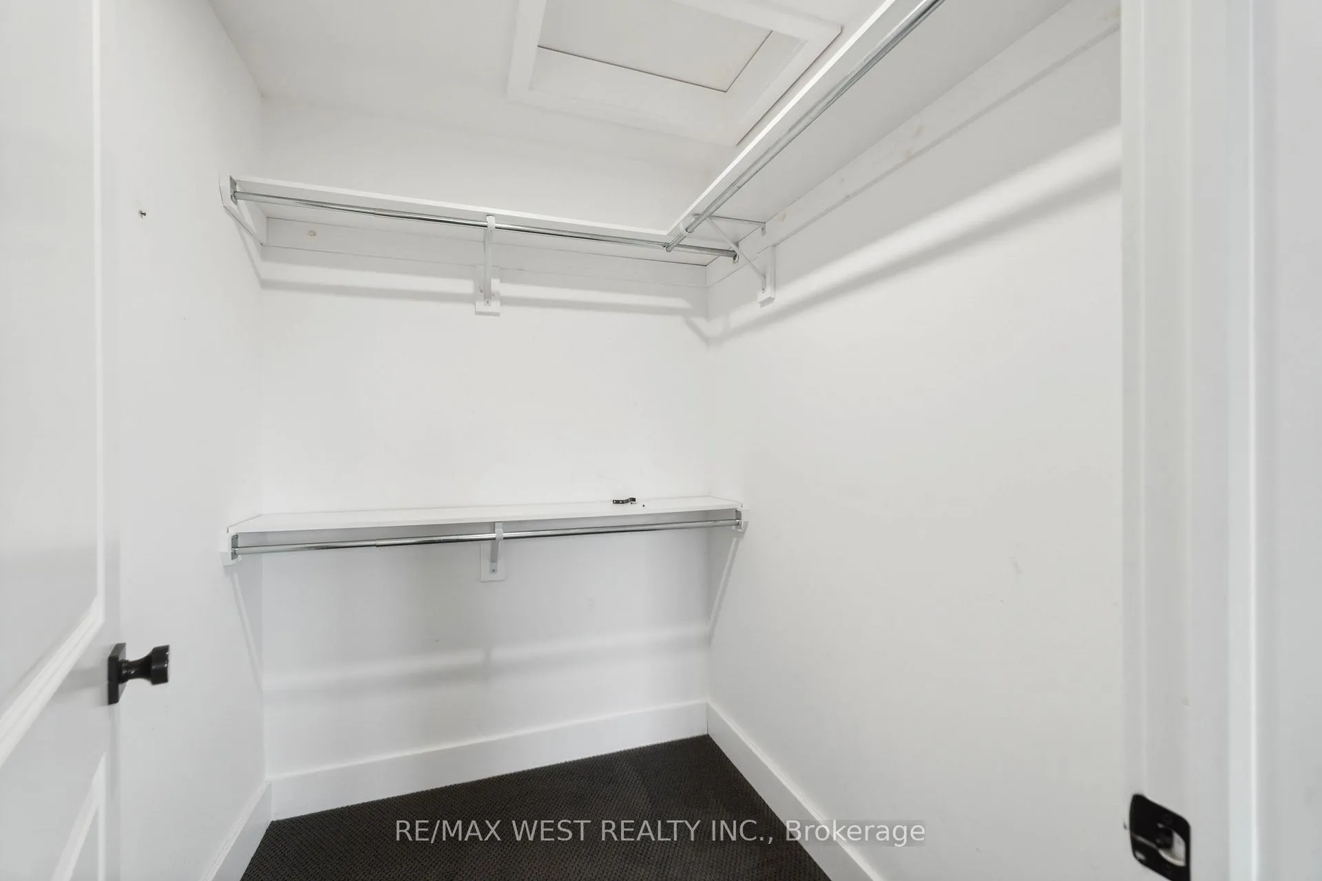 Photo 15 of 210 S Pelham Road, Welland, Coyle Creek — HOMEH