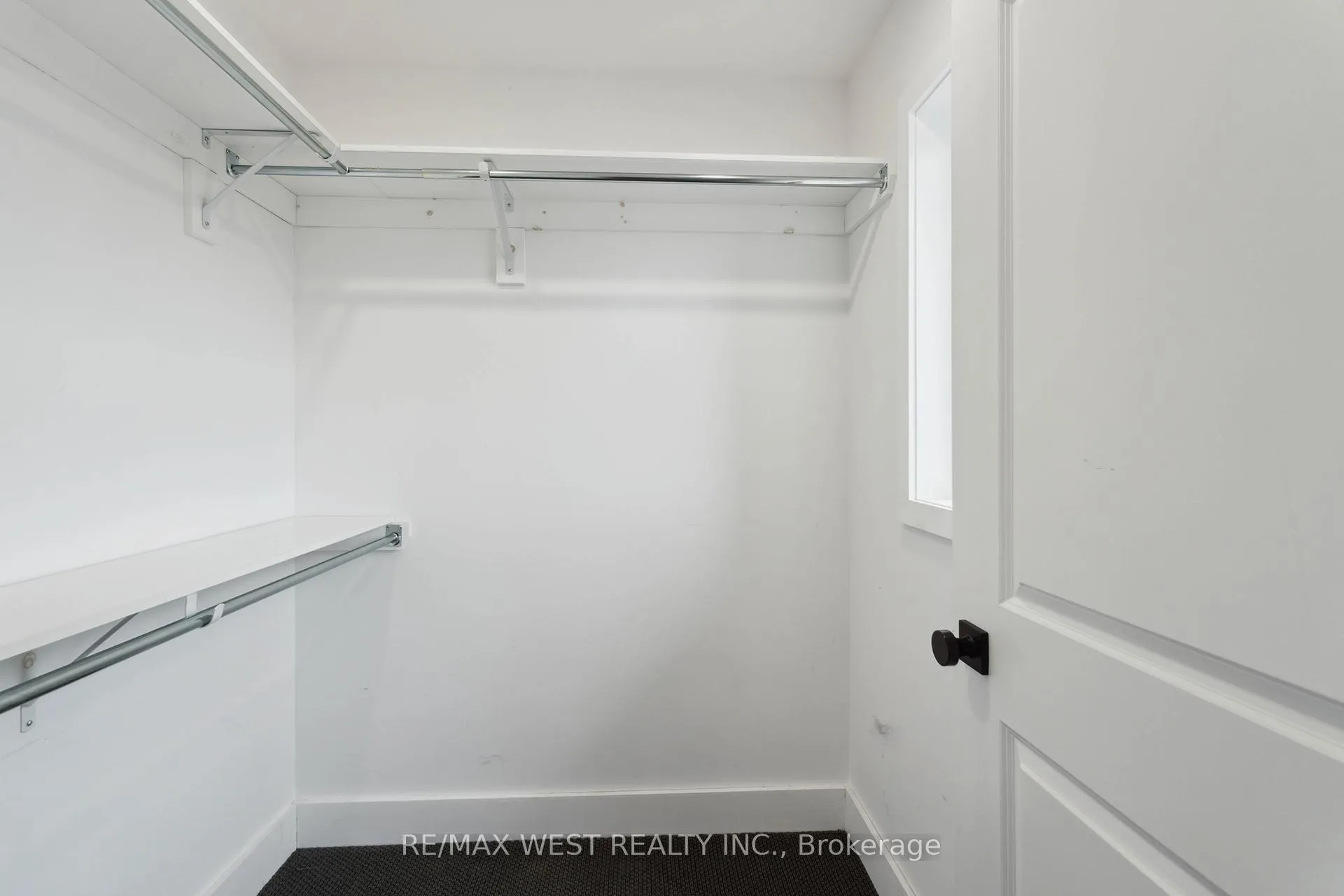Photo 16 of 210 S Pelham Road, Welland, Coyle Creek — HOMEH
