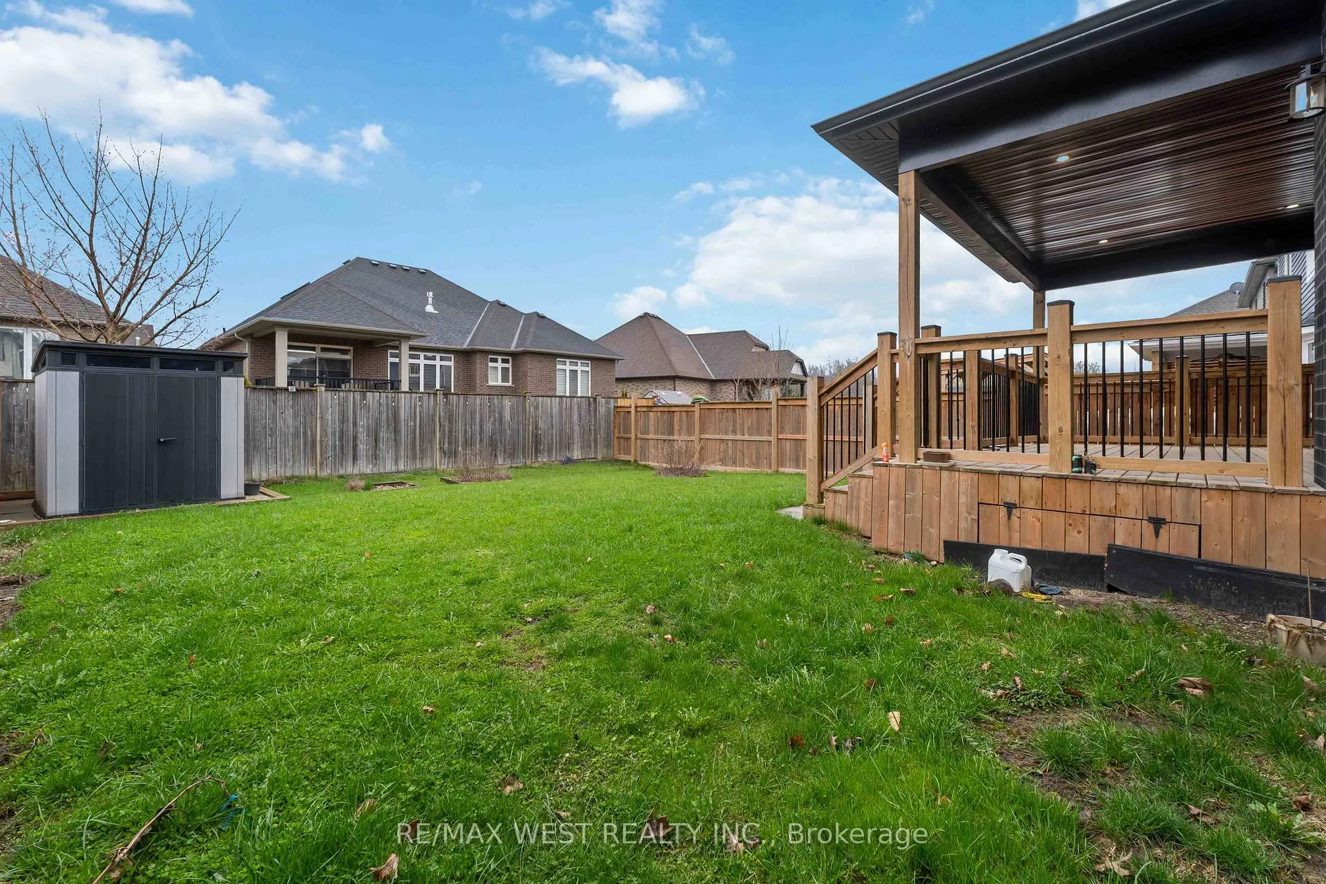 Photo 30 of 210 S Pelham Road, Welland, Coyle Creek — HOMEH