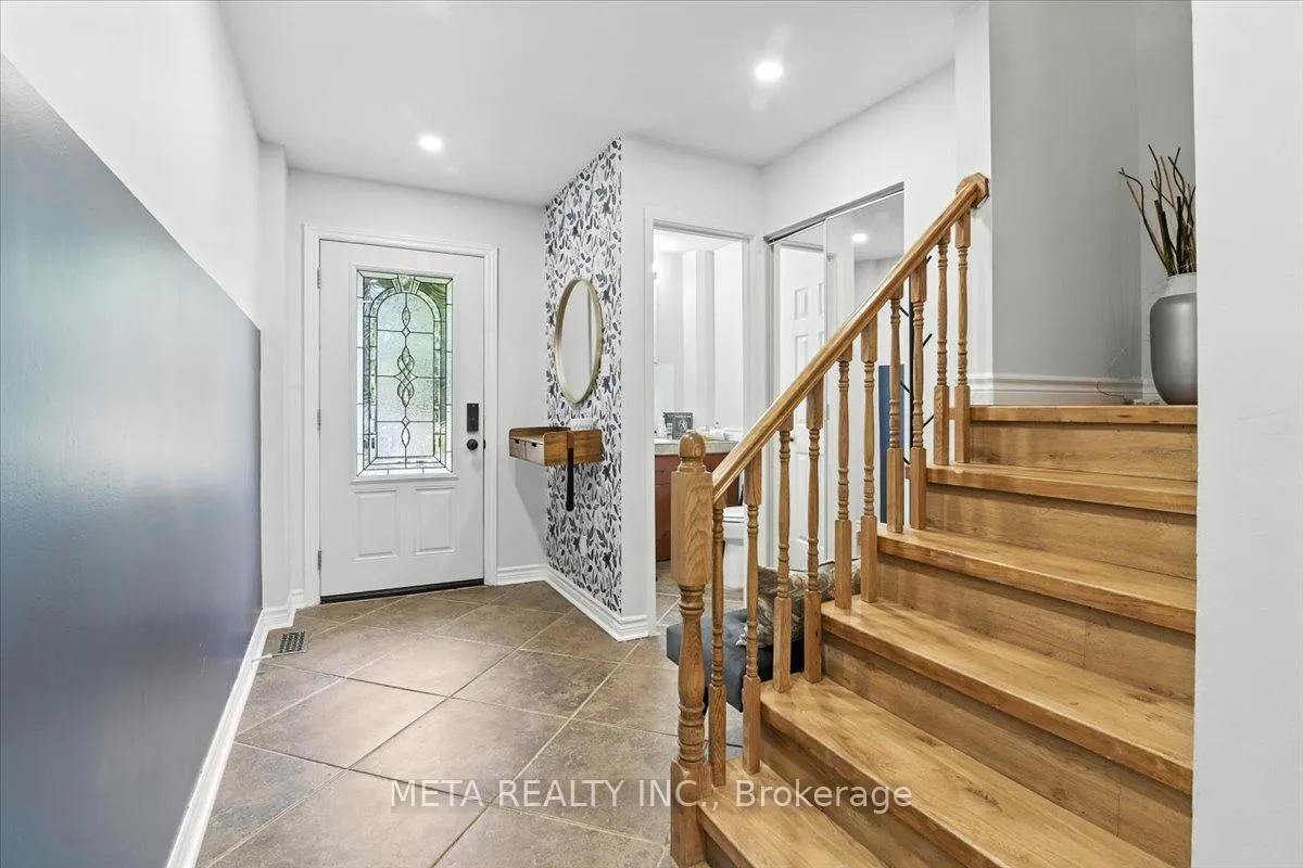 Photo 3 of 1567 Jaywin Circle, Pickering, Village East — HOMEH