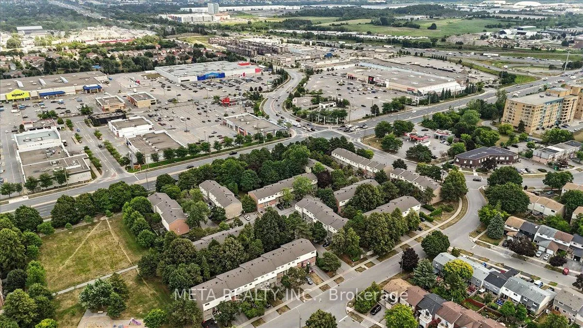 Photo 36 of 1567 Jaywin Circle, Pickering, Village East — HOMEH