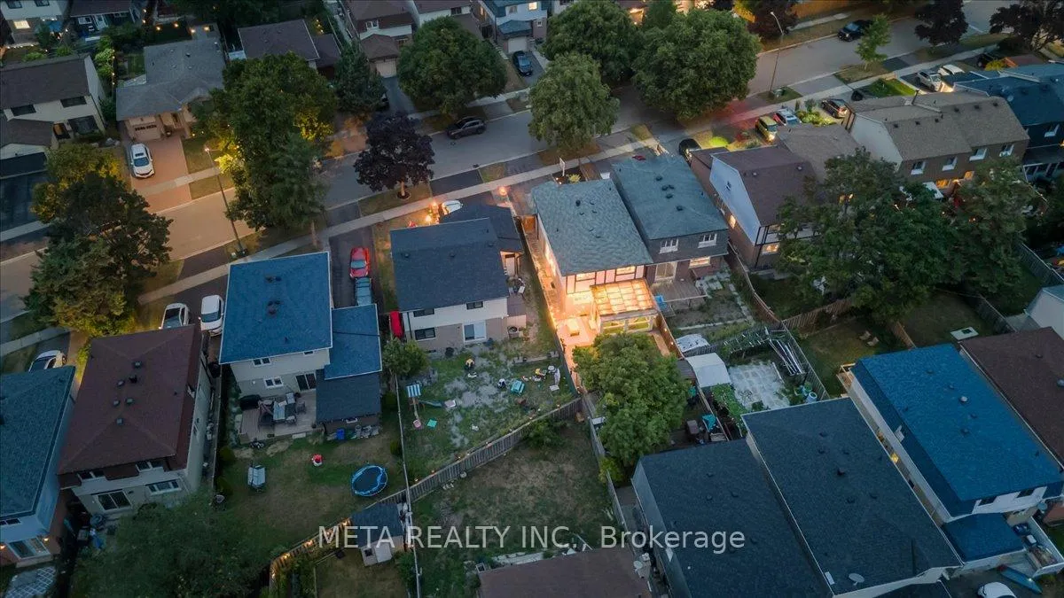 Photo 50 of 1567 Jaywin Circle, Pickering, Village East — HOMEH
