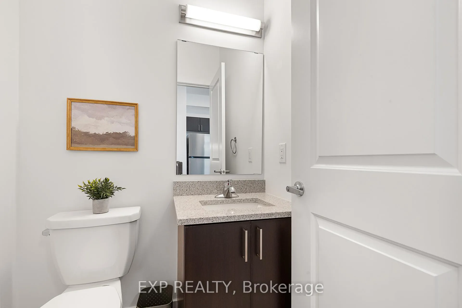 Photo 19 of 815 Silhouette Private, Ottawa, Barrhaven - Cedargrove/Fraserdale — HOMEH