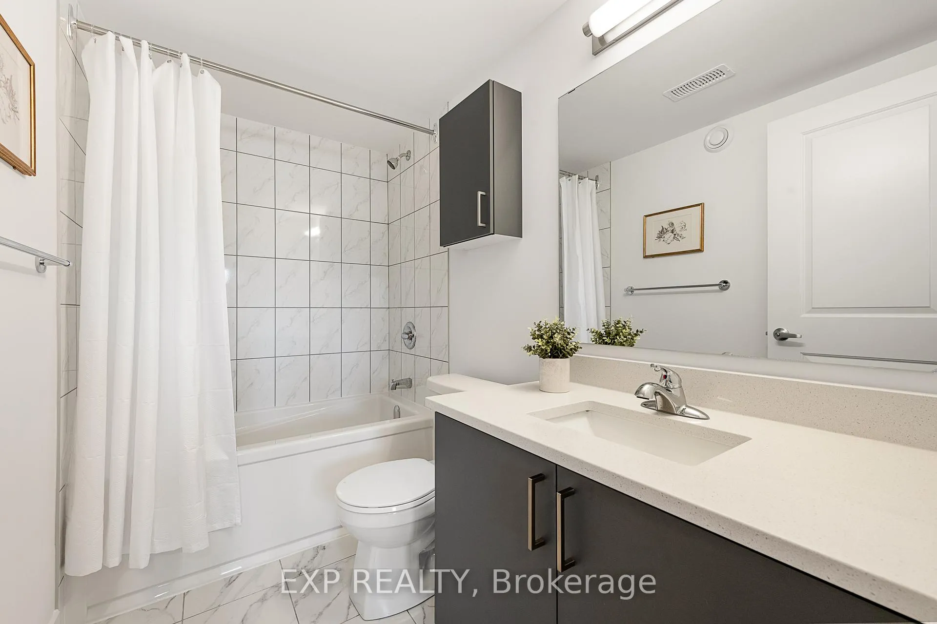Photo 23 of 815 Silhouette Private, Ottawa, Barrhaven - Cedargrove/Fraserdale — HOMEH