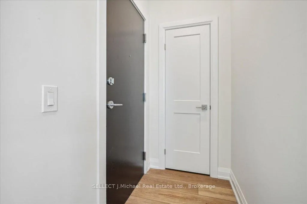 Photo 4 of Unit 806, 2750 King Street E, Hamilton, Corman — HOMEH