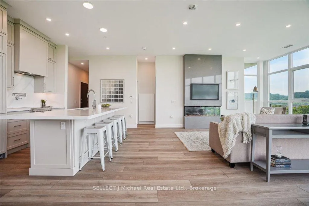 Photo 6 of Unit 806, 2750 King Street E, Hamilton, Corman — HOMEH