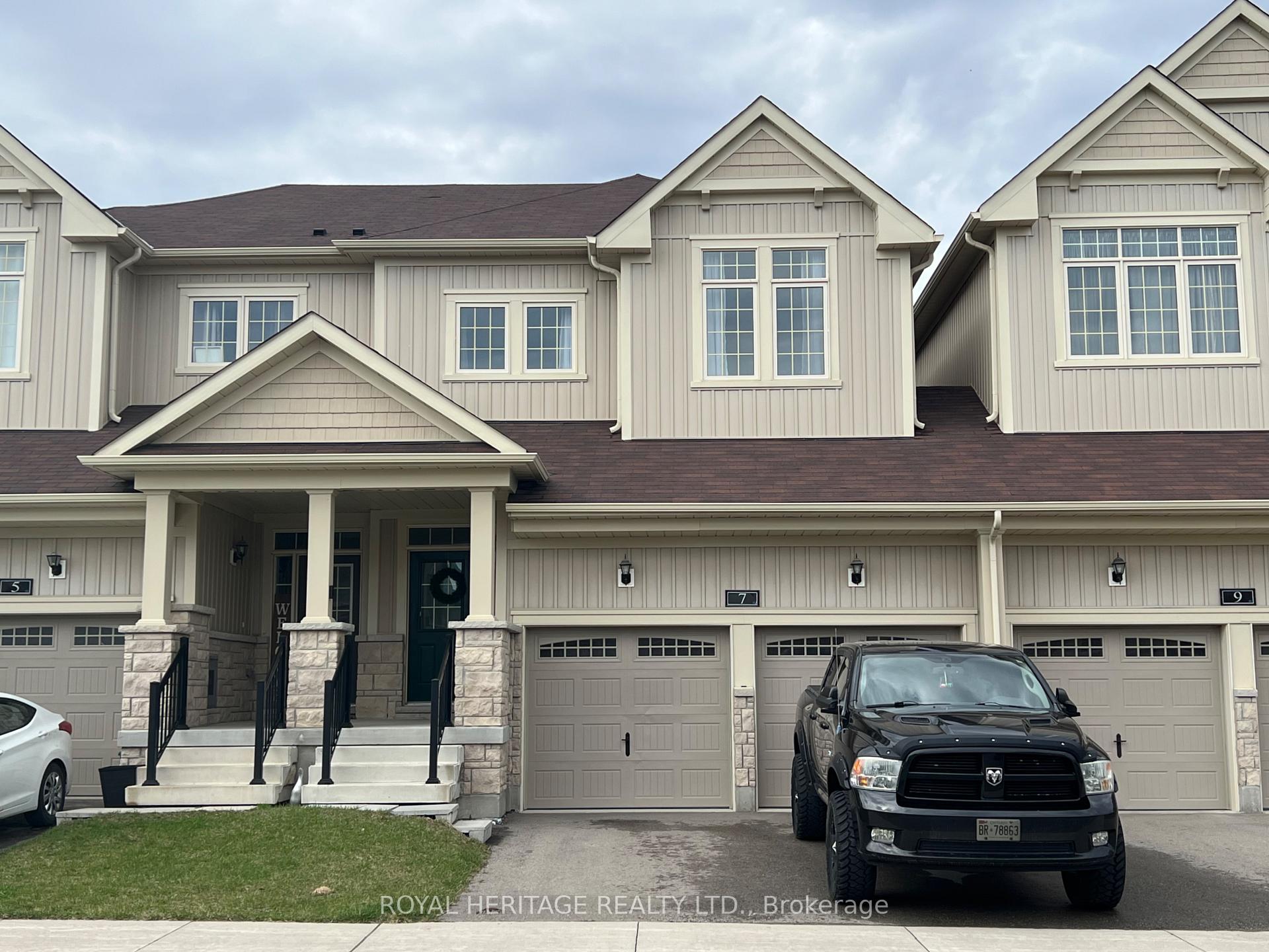 Photo 2 of 7 Highlands Boulevard, Cavan Monaghan, Cavan Twp — HOMEH