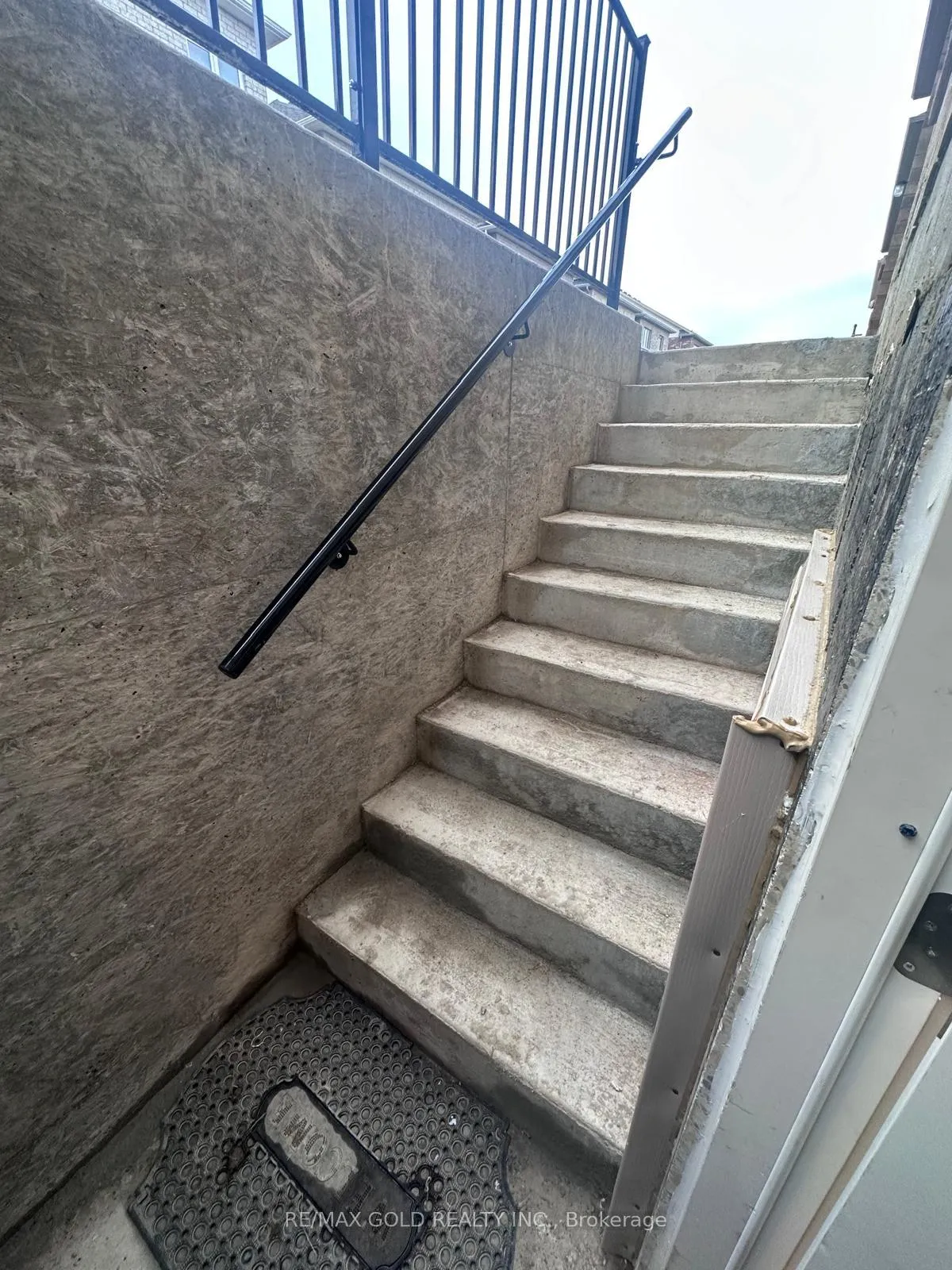 Photo 2 of Unit Basement, 78 Clockwork Drive, Brampton, Northwest Brampton — HOMEH