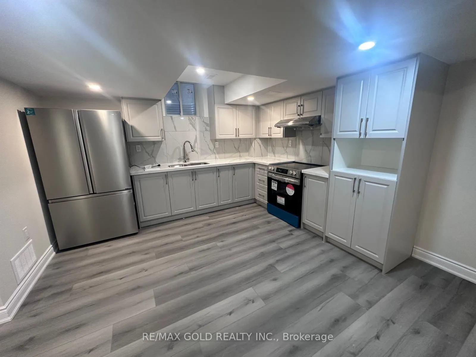 Photo 5 of Unit Basement, 78 Clockwork Drive, Brampton, Northwest Brampton — HOMEH