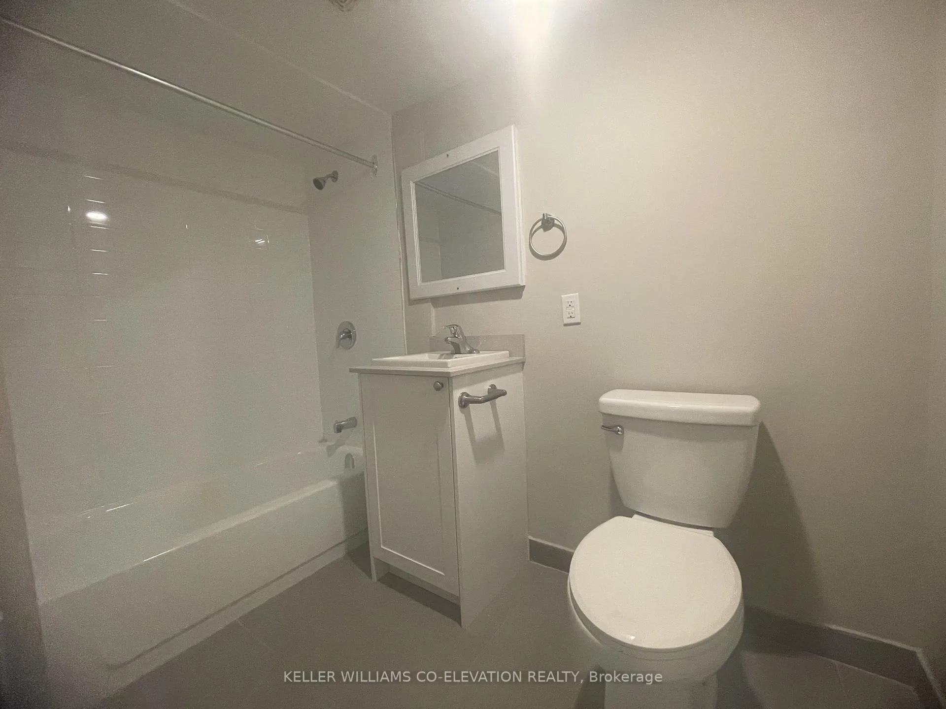 Photo 7 of Unit A, 133 Prospect Street, Hamilton, Stipley — HOMEH