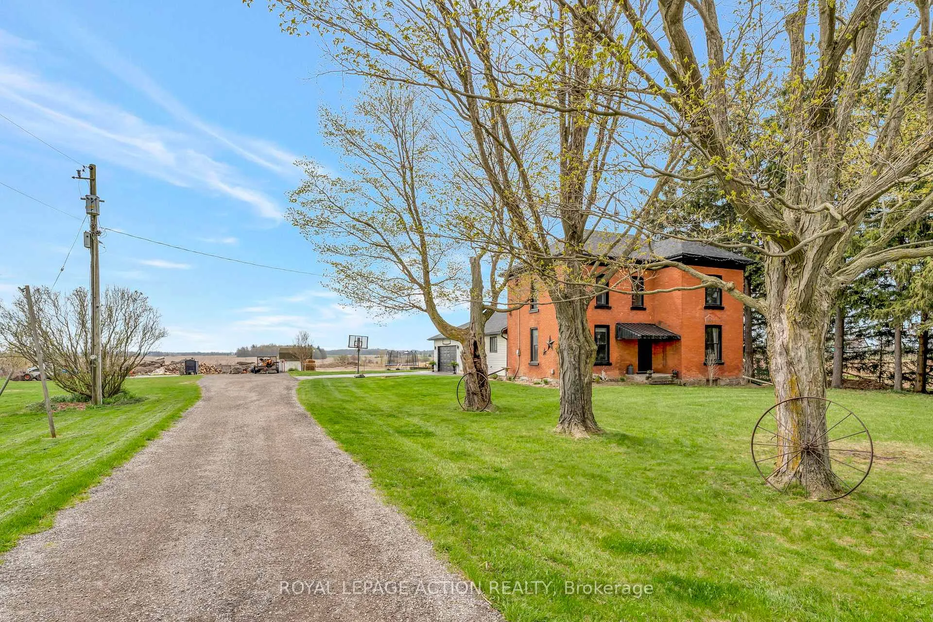 Photo 1 of 149 Sour Springs Road, Brant, Brantford Twp — HOMEH