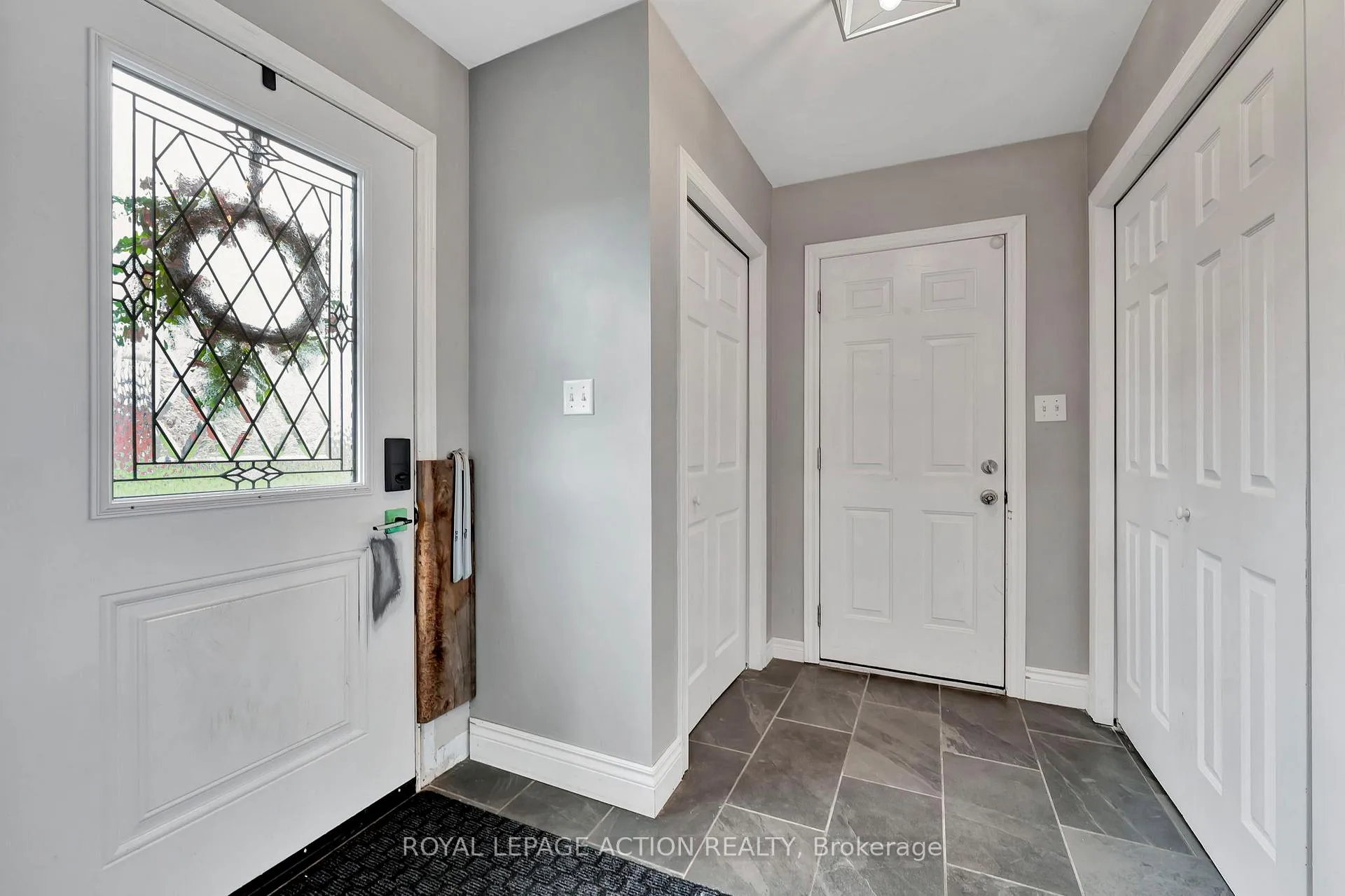 Photo 4 of 149 Sour Springs Road, Brant, Brantford Twp — HOMEH