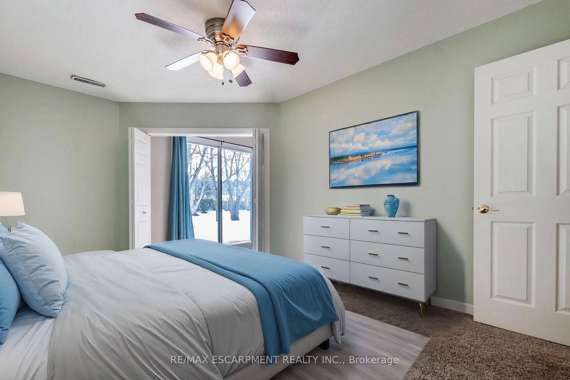 Photo 17 of 25 Szollosy Circle, Hamilton, Kennedy — HOMEH
