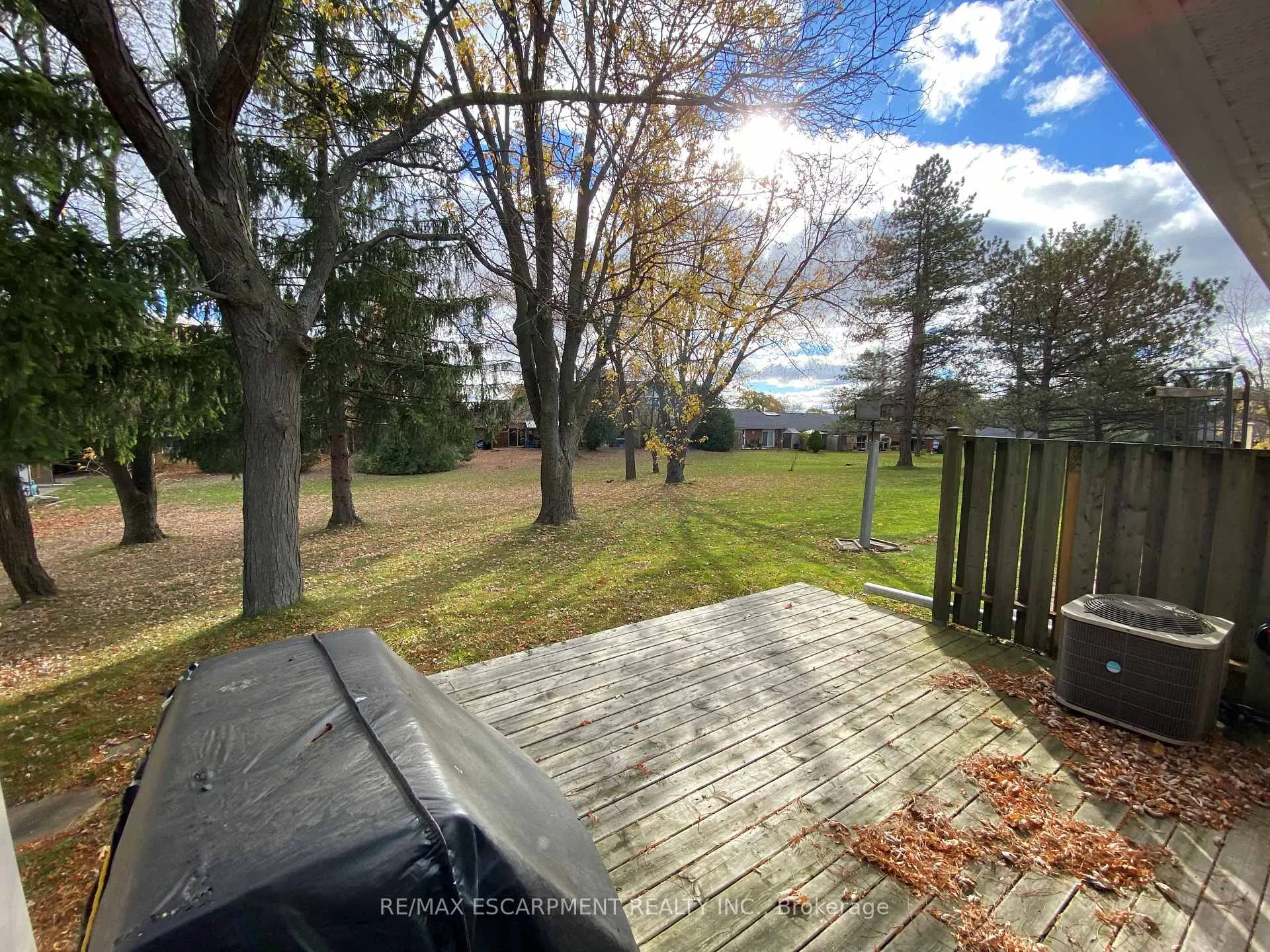 Photo 18 of 25 Szollosy Circle, Hamilton, Kennedy — HOMEH