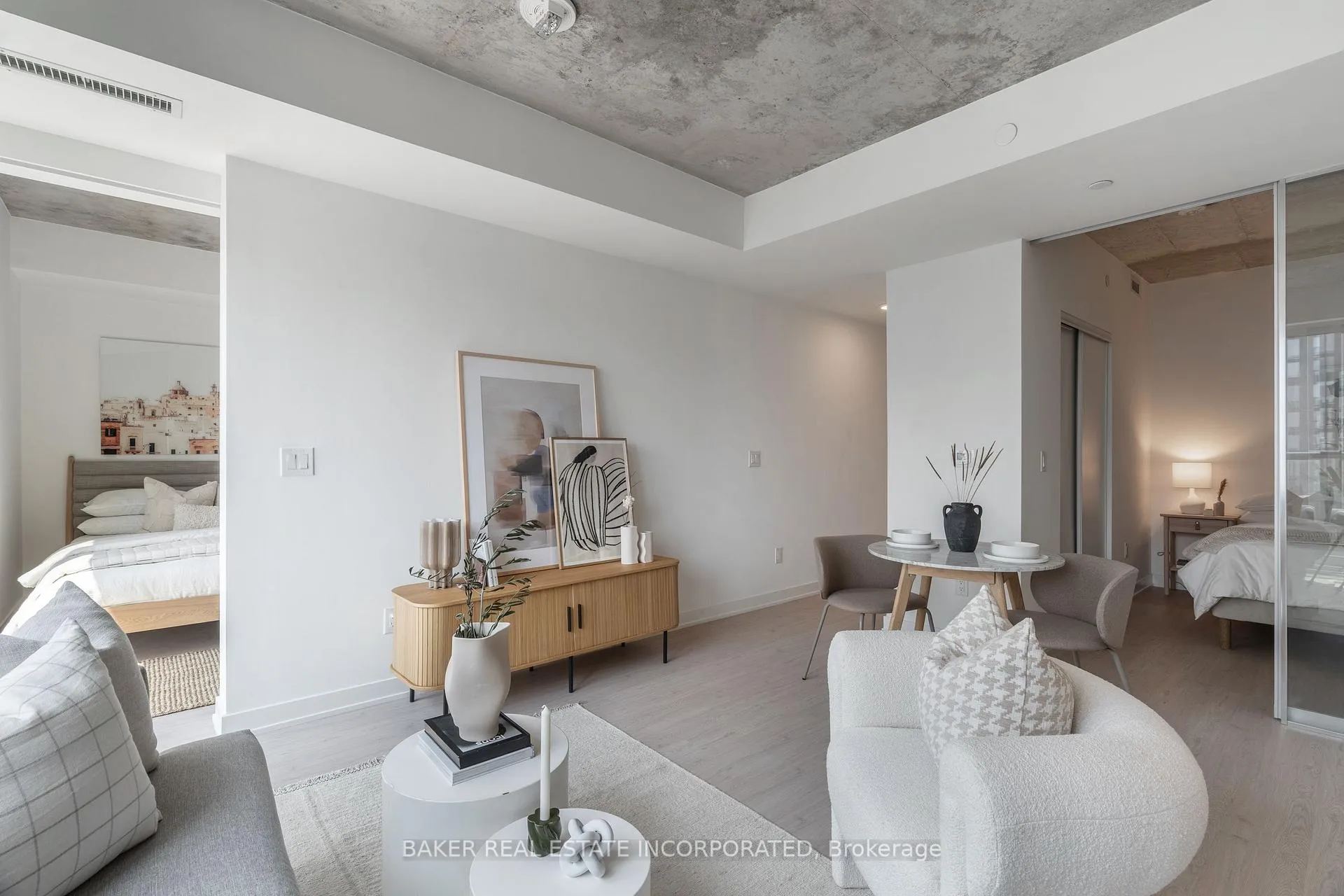 Photo 3 of Unit 2905, 65 Mutual Street, Toronto, Church-Yonge Corridor — HOMEH