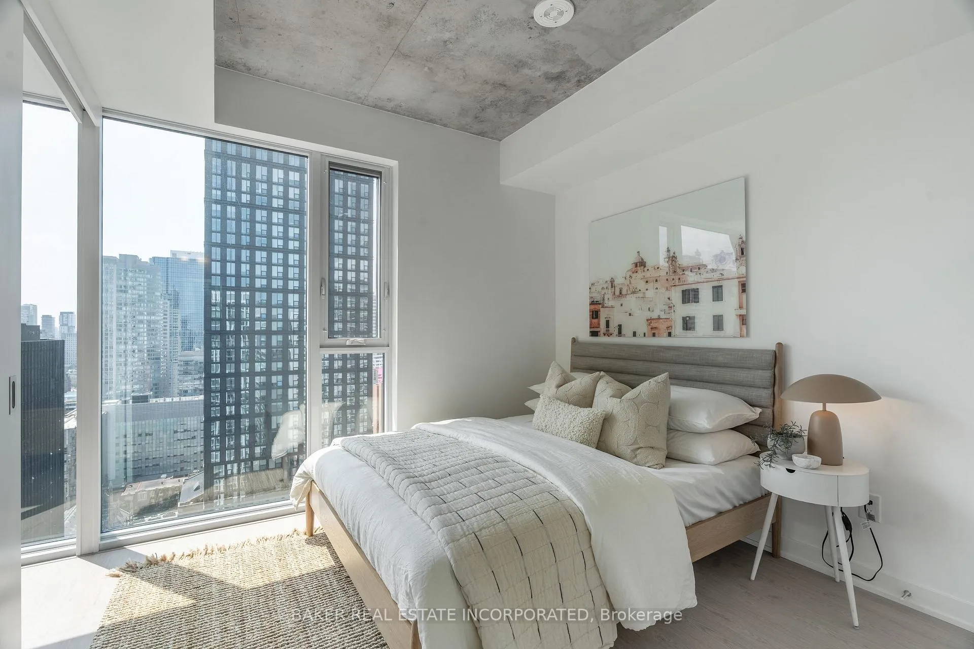Photo 6 of Unit 2905, 65 Mutual Street, Toronto, Church-Yonge Corridor — HOMEH