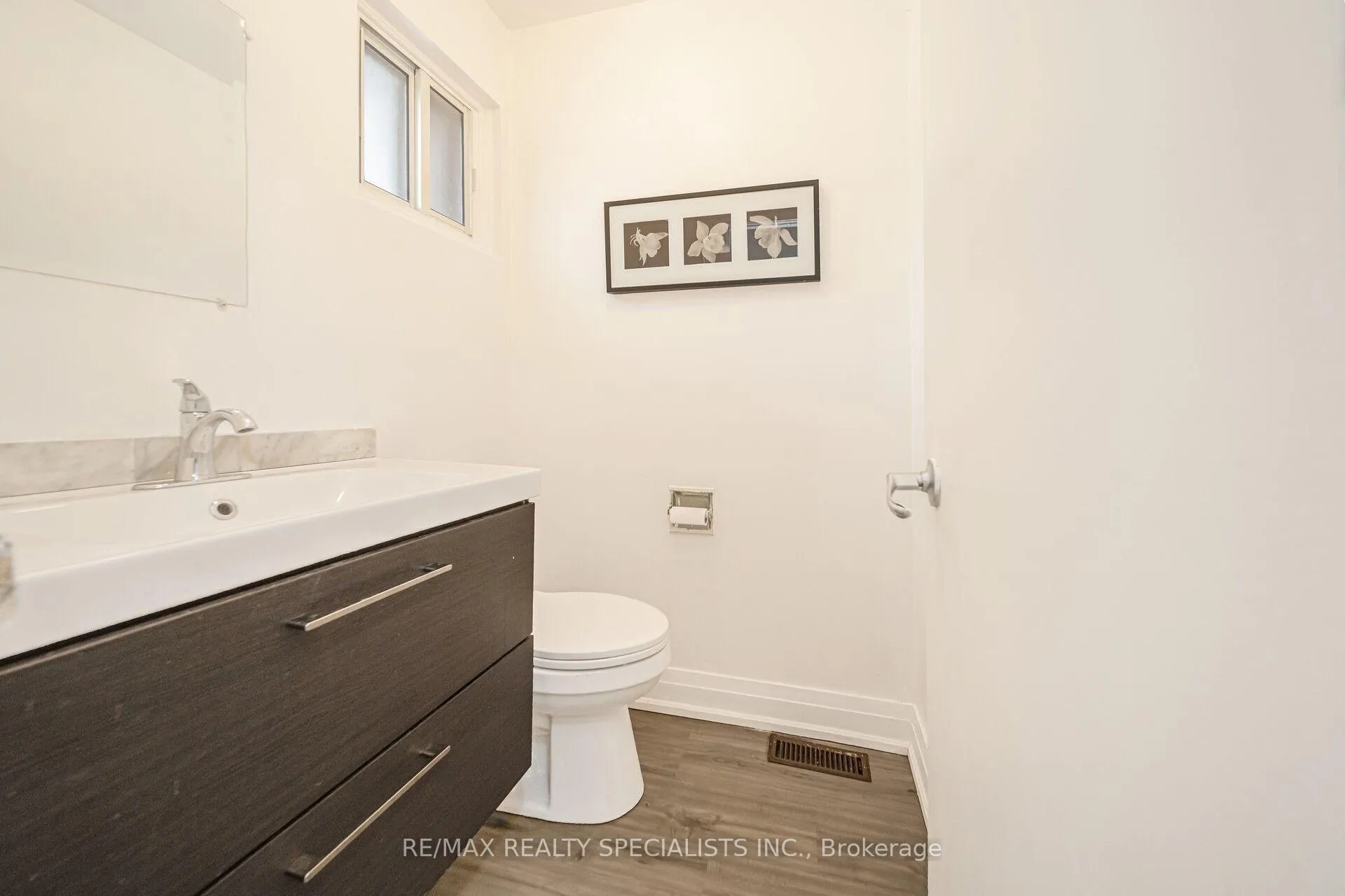 Photo 15 of 95 Carleton Place, Brampton, Bramalea West Industrial — HOMEH