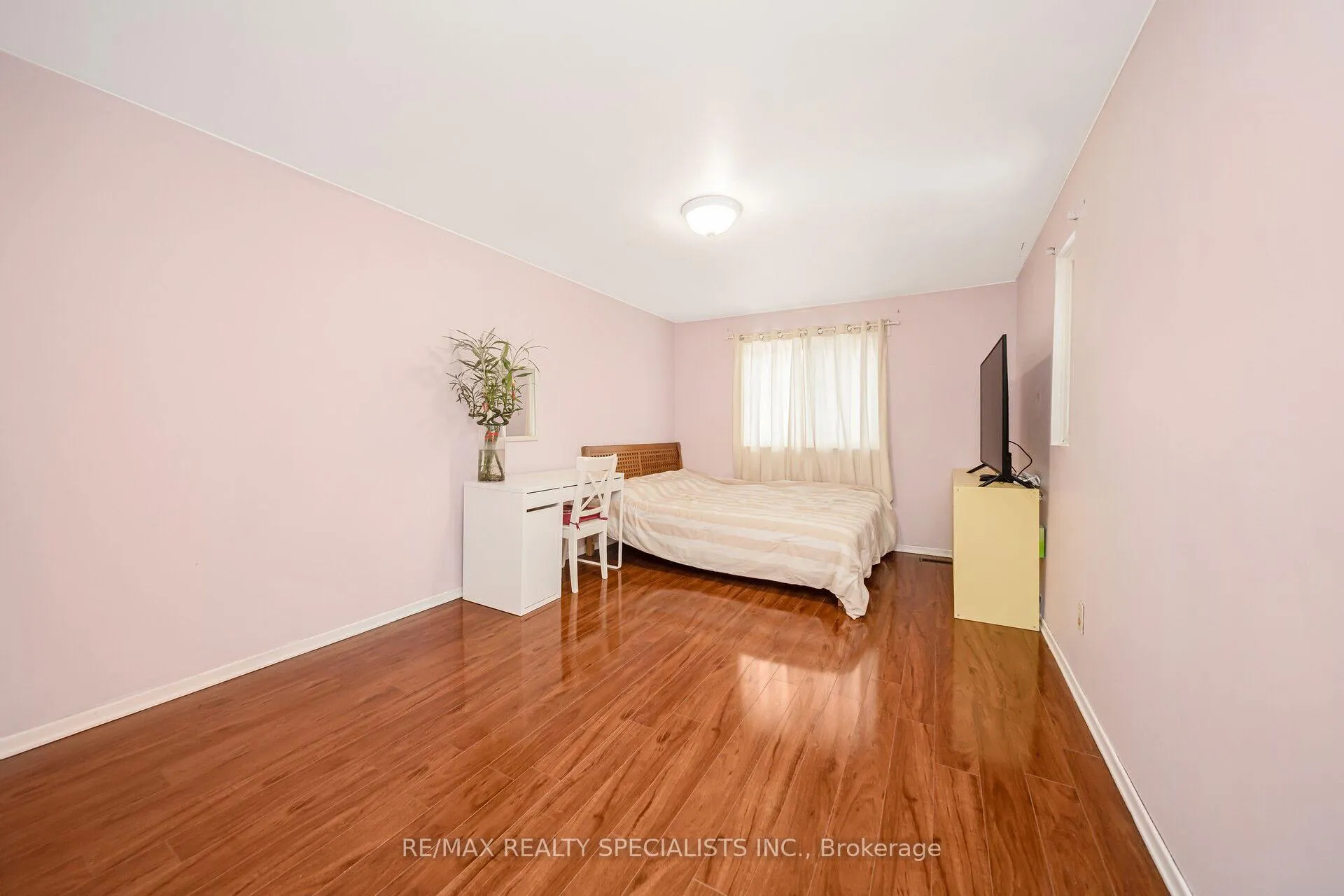 Photo 21 of 95 Carleton Place, Brampton, Bramalea West Industrial — HOMEH