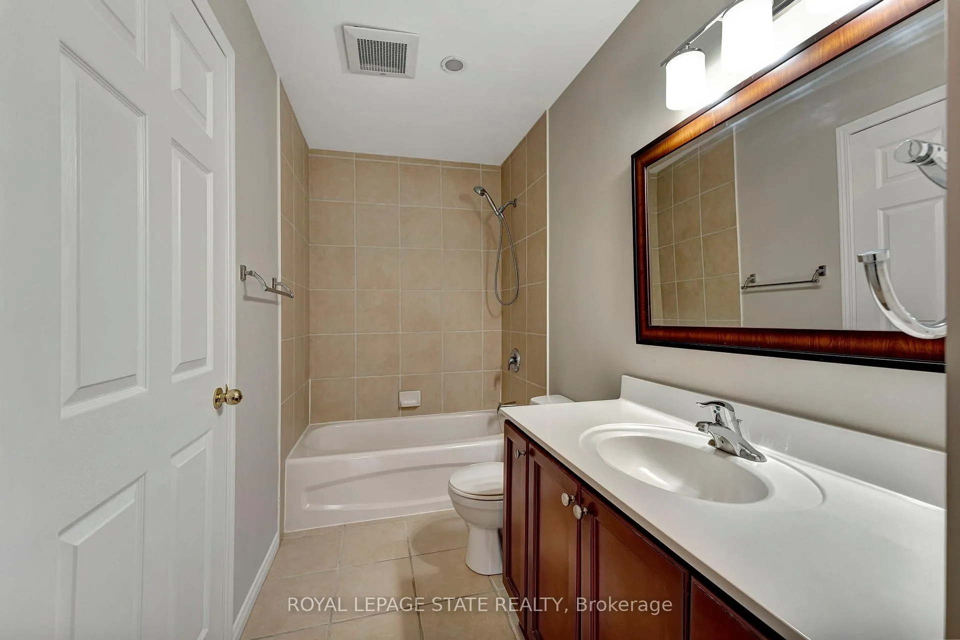Photo 18 of Unit 203, 4000 Creekside Drive, Hamilton, Dundas — HOMEH