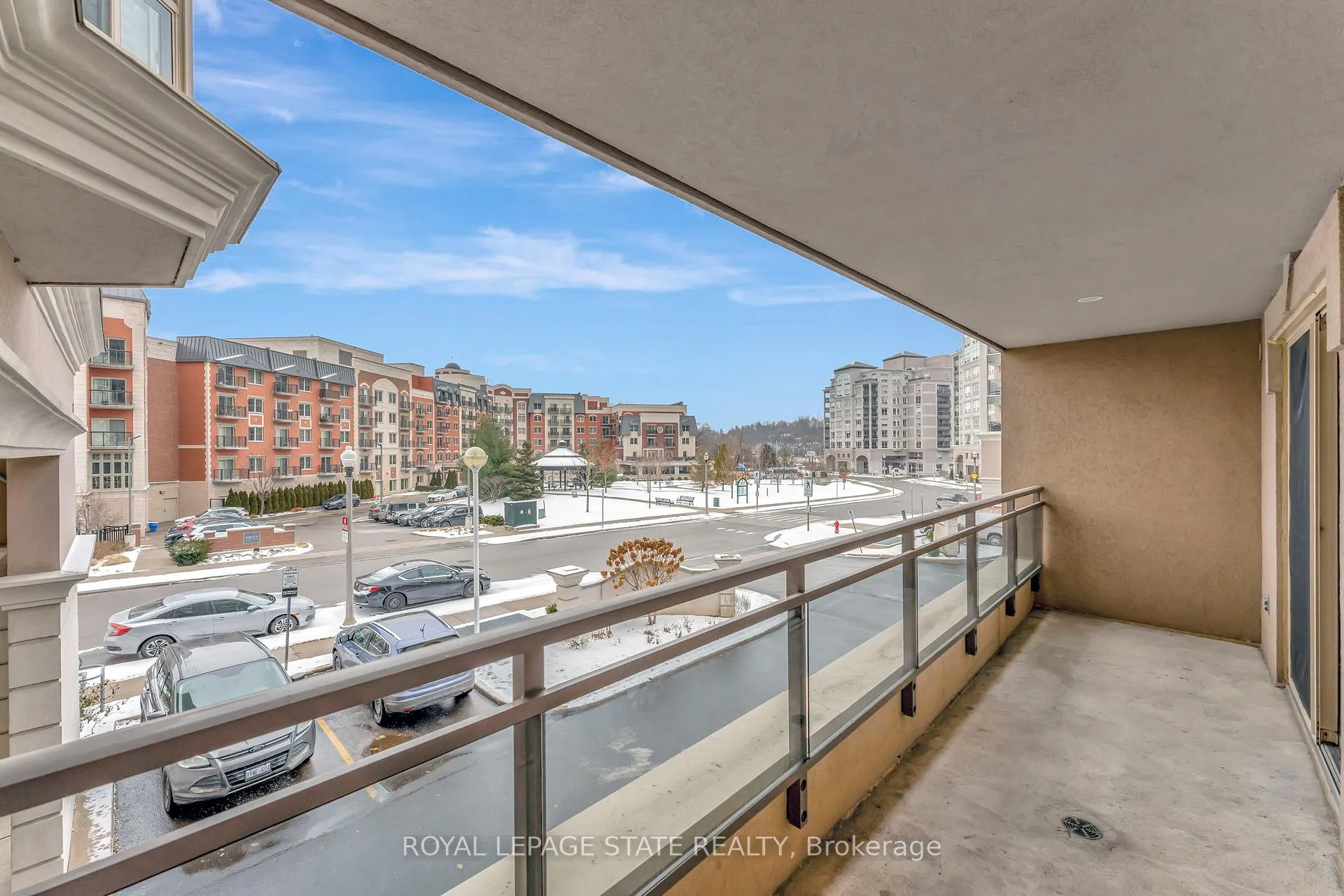 Photo 25 of Unit 203, 4000 Creekside Drive, Hamilton, Dundas — HOMEH