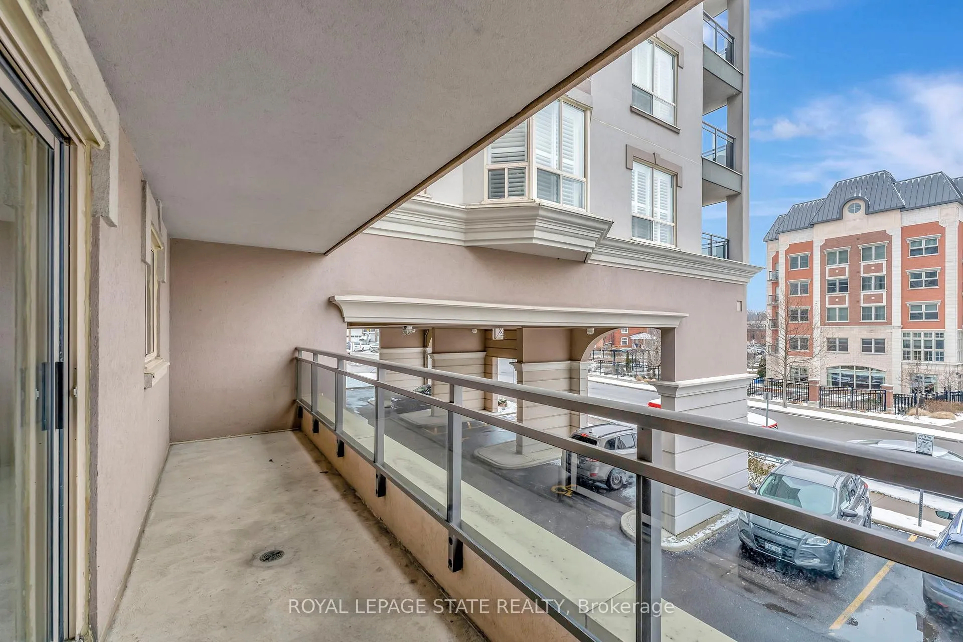 Photo 27 of Unit 203, 4000 Creekside Drive, Hamilton, Dundas — HOMEH