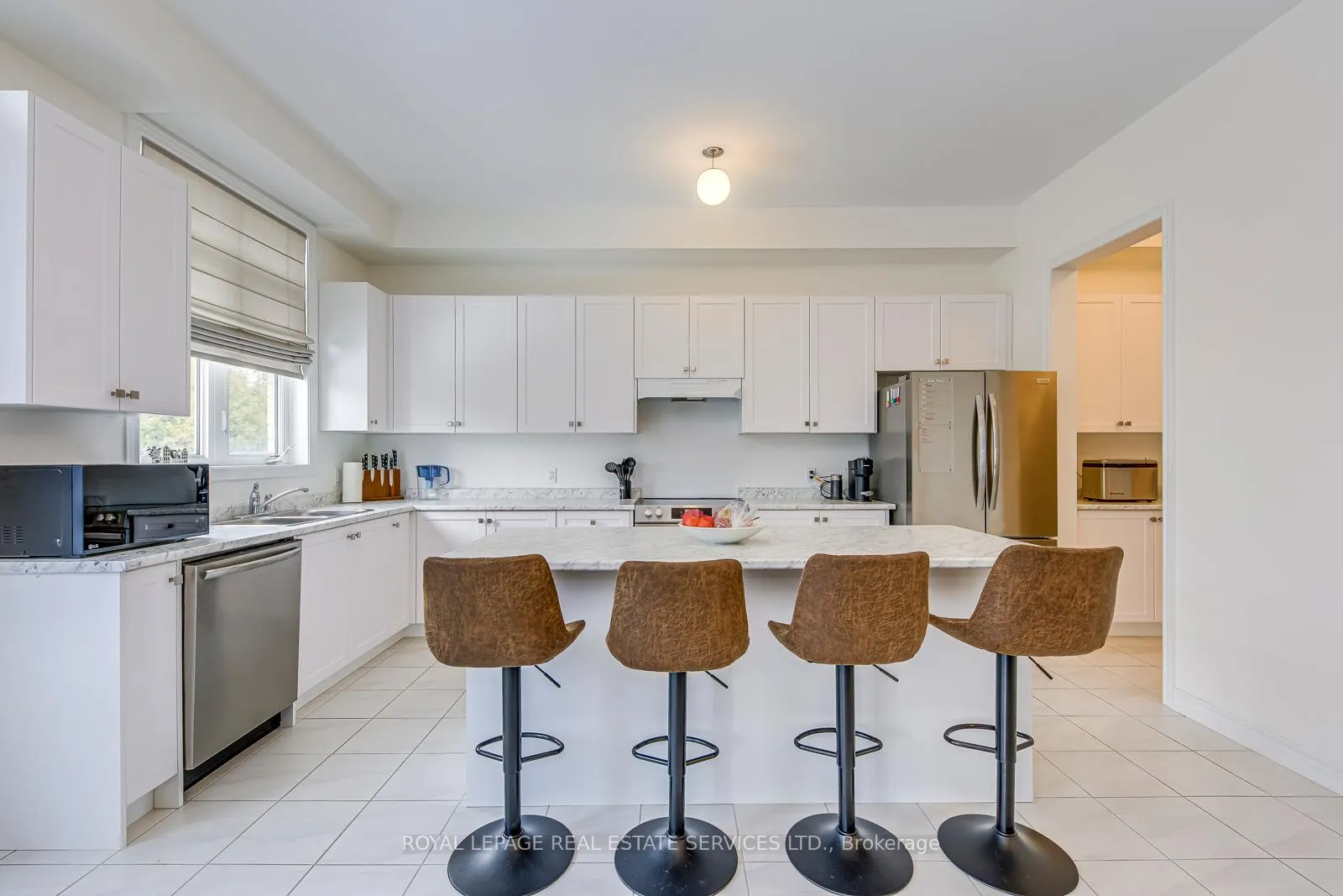 Photo 4 of 116 Limestone Lane, Shelburne — HOMEH
