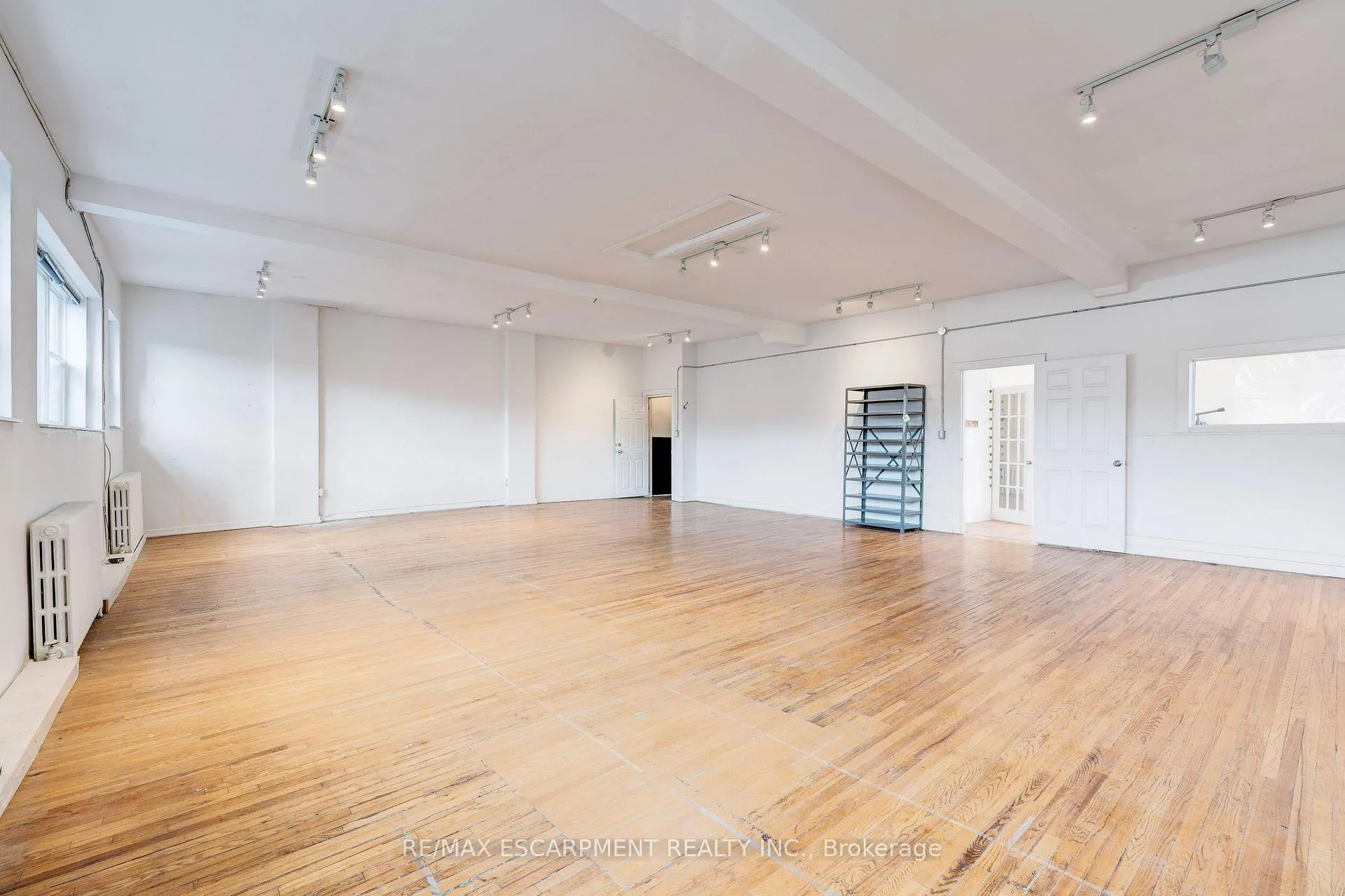 Photo 20 of Unit 2, 323-327 King Street E, Hamilton, Beasley — HOMEH