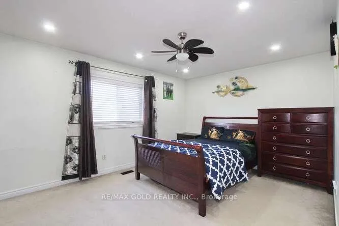 Photo 20 of 88 Ridgemore Crescent, Brampton, Fletcher's Meadow — HOMEH