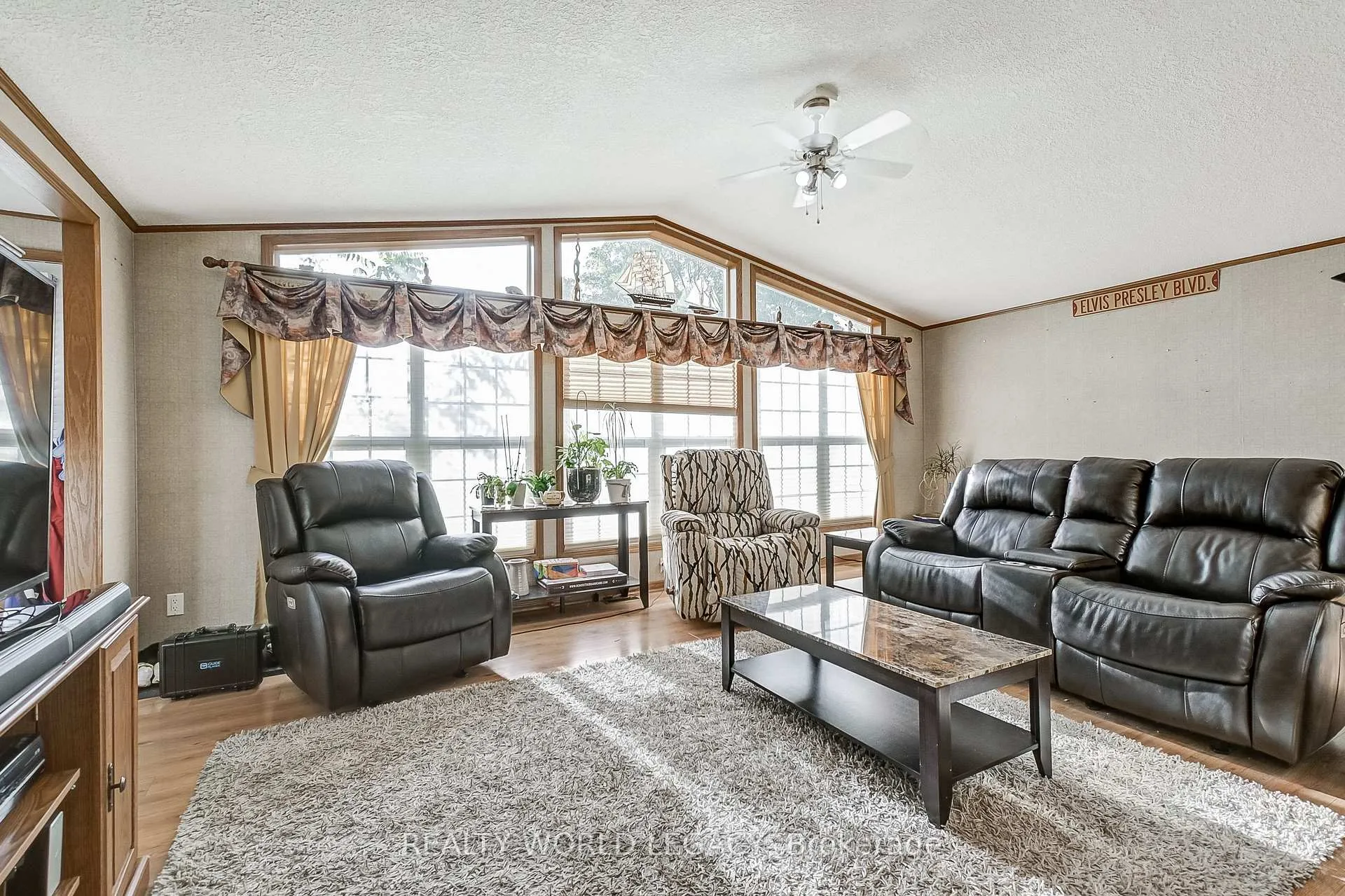 Photo 8 of 1161 Concession 4 Road W, Hamilton, Rural Flamborough — HOMEH