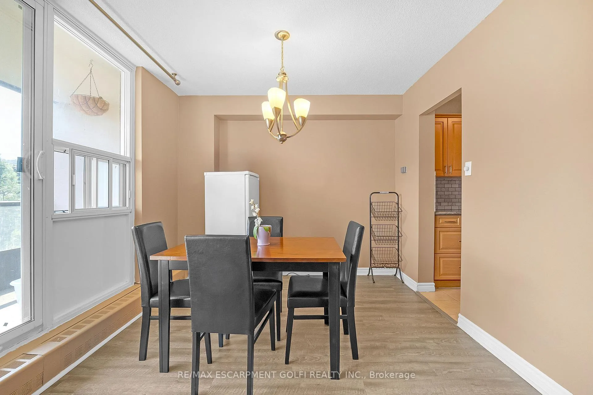Photo 11 of Unit 402, 1966 Main Street W, Hamilton, Ainslie Wood — HOMEH