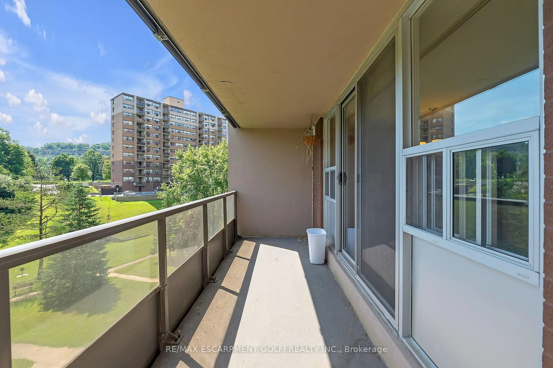 Photo 31 of Unit 402, 1966 Main Street W, Hamilton, Ainslie Wood — HOMEH