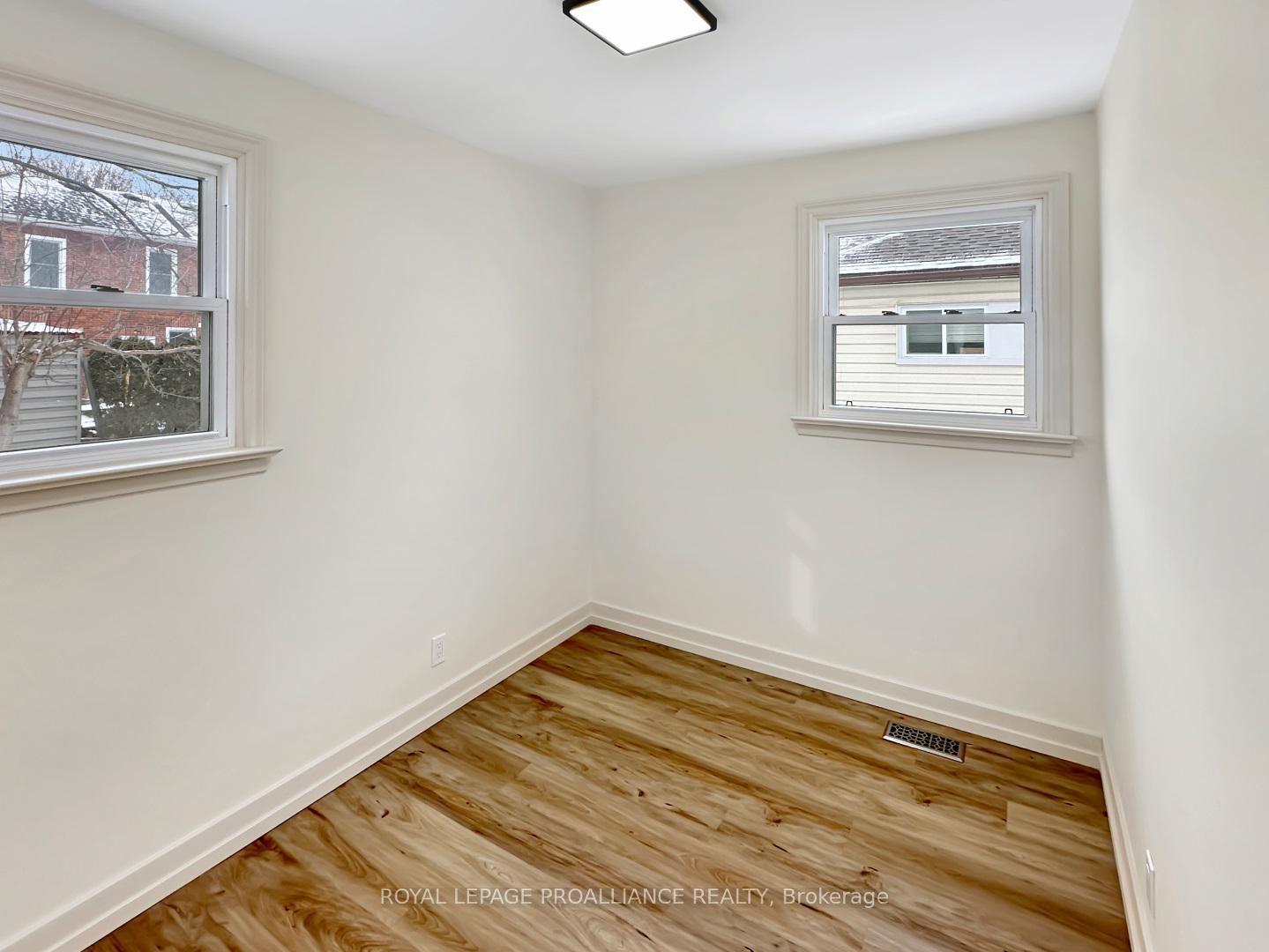 Photo 21 of 140 Charles Street, Belleville, Belleville Ward — HOMEH