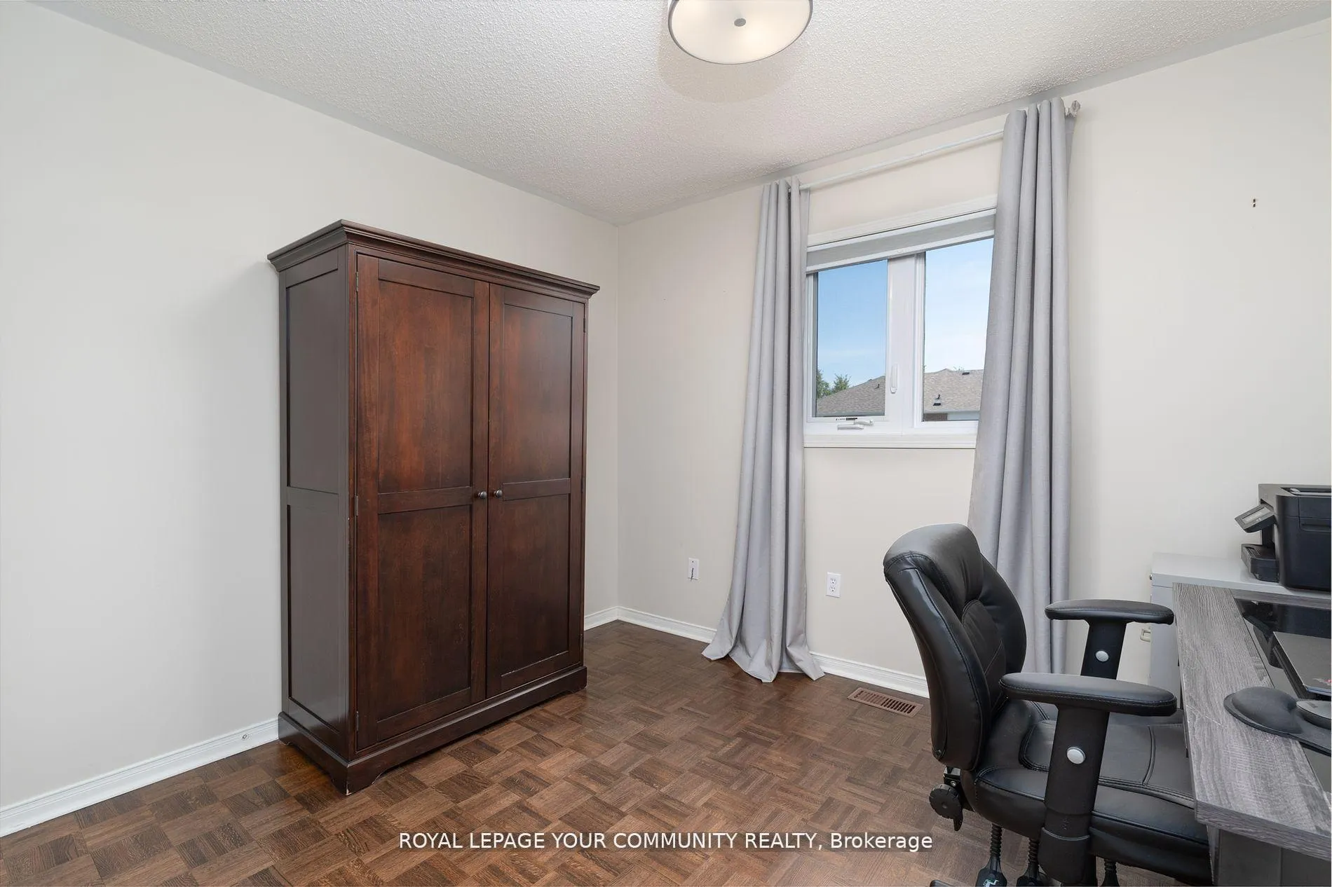 Photo 19 of 86 Corkwood Crescent, Vaughan, Maple — HOMEH