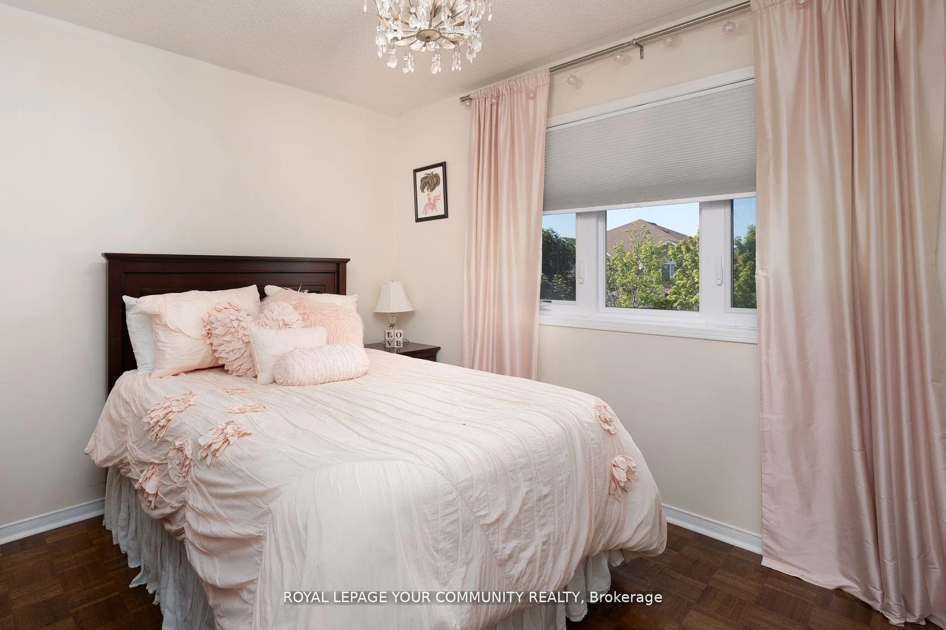 Photo 28 of 86 Corkwood Crescent, Vaughan, Maple — HOMEH