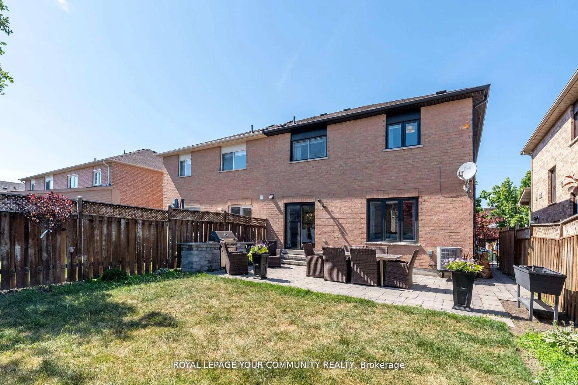Photo 40 of 86 Corkwood Crescent, Vaughan, Maple — HOMEH