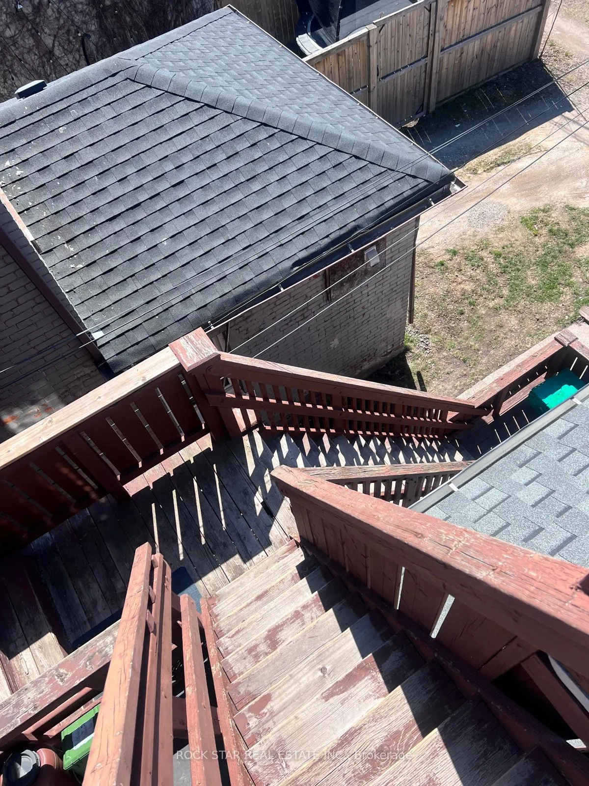 Photo 16 of Unit Upper, 26 Wentworth Street S, Hamilton, Landsdale — HOMEH
