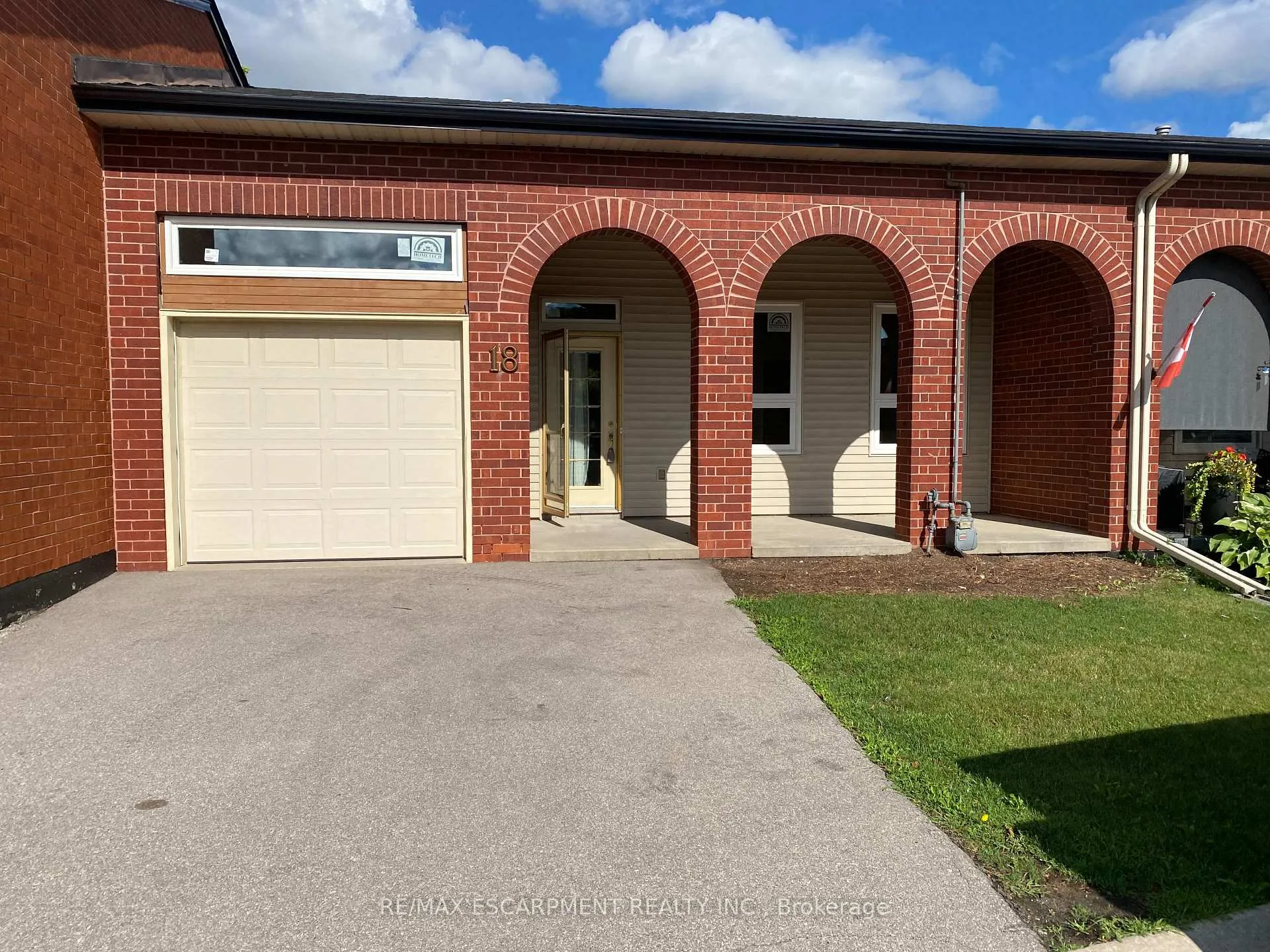 Photo 1 of 18 Archdeacon Clark Trail, Hamilton, Kennedy — HOMEH